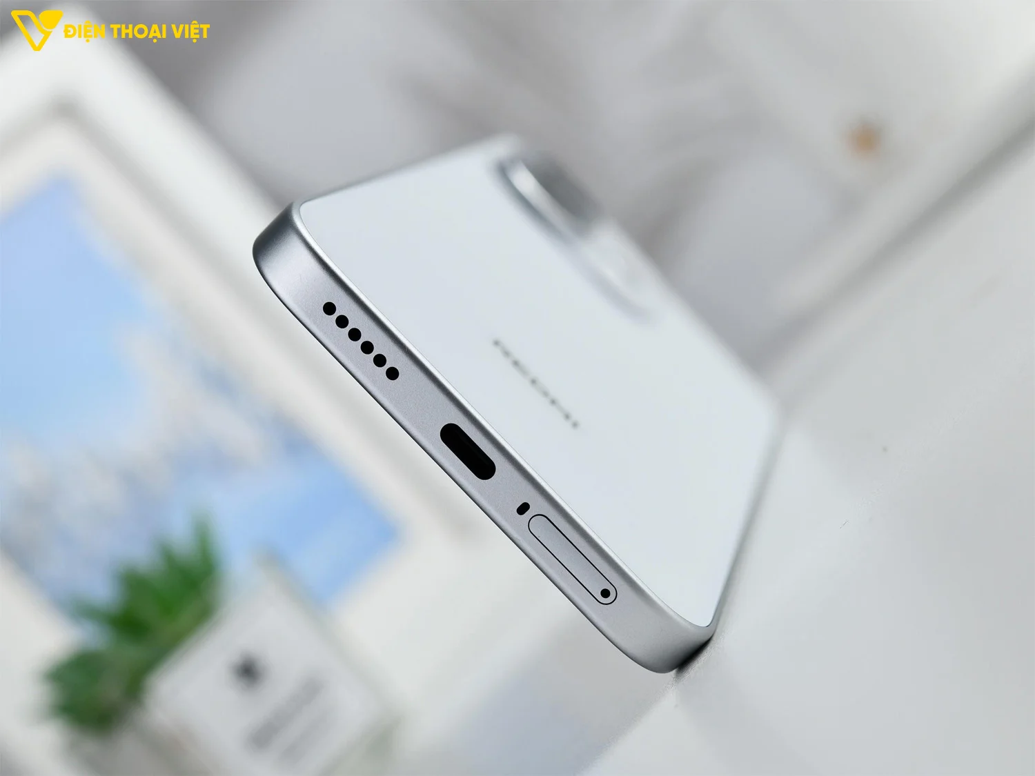 Cạnh dưới REDMI Note 17 Pro
