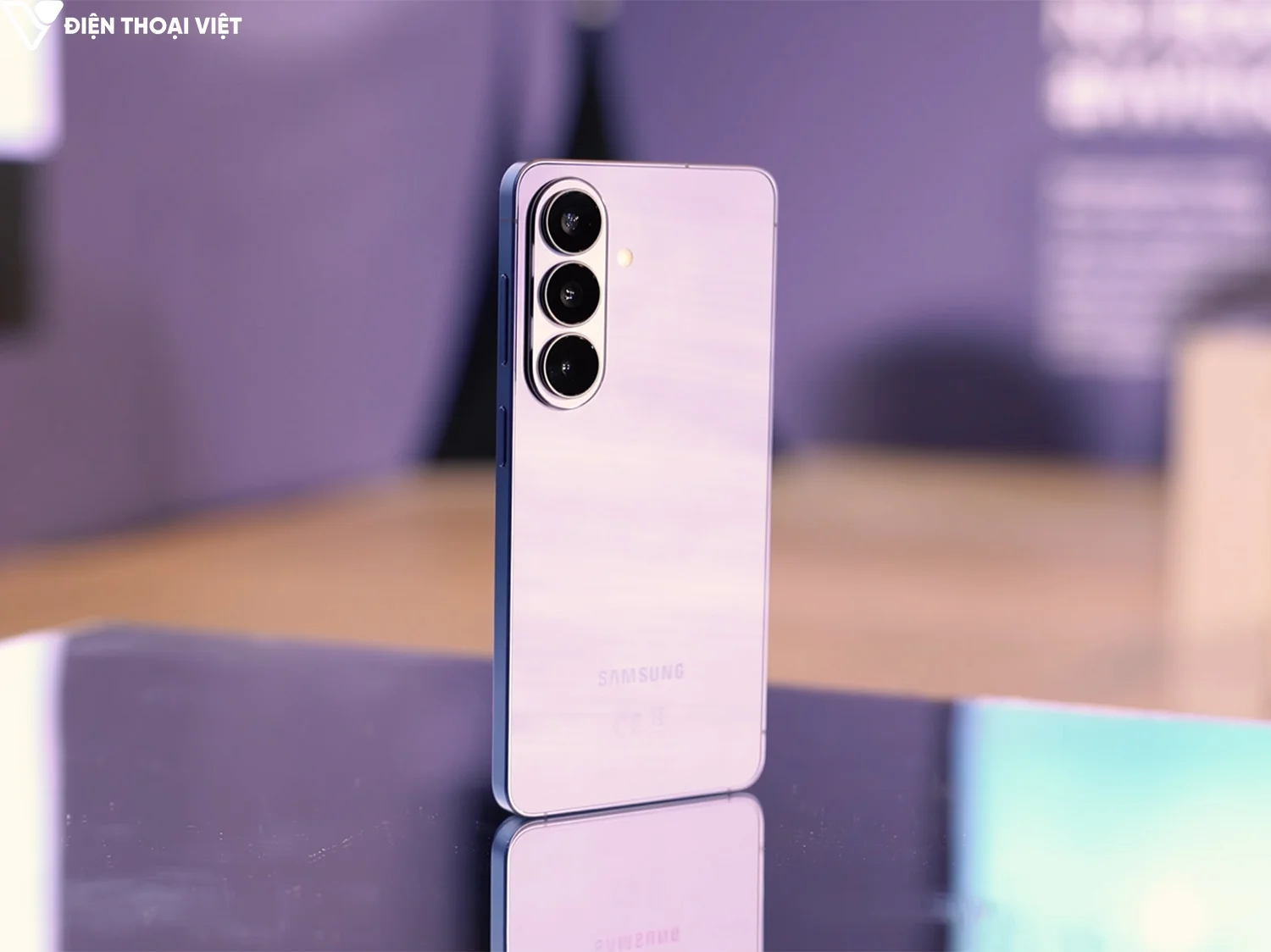 mo-hop-samsung-s26-plus-khung-vien