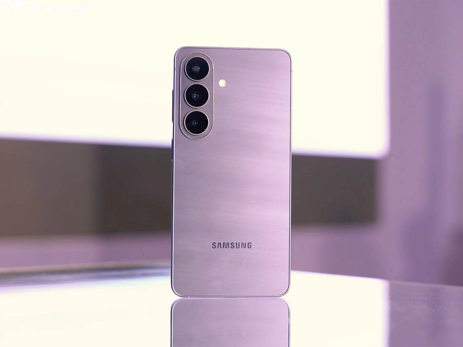 mo-hop-samsung-s26-plus-mat-lung