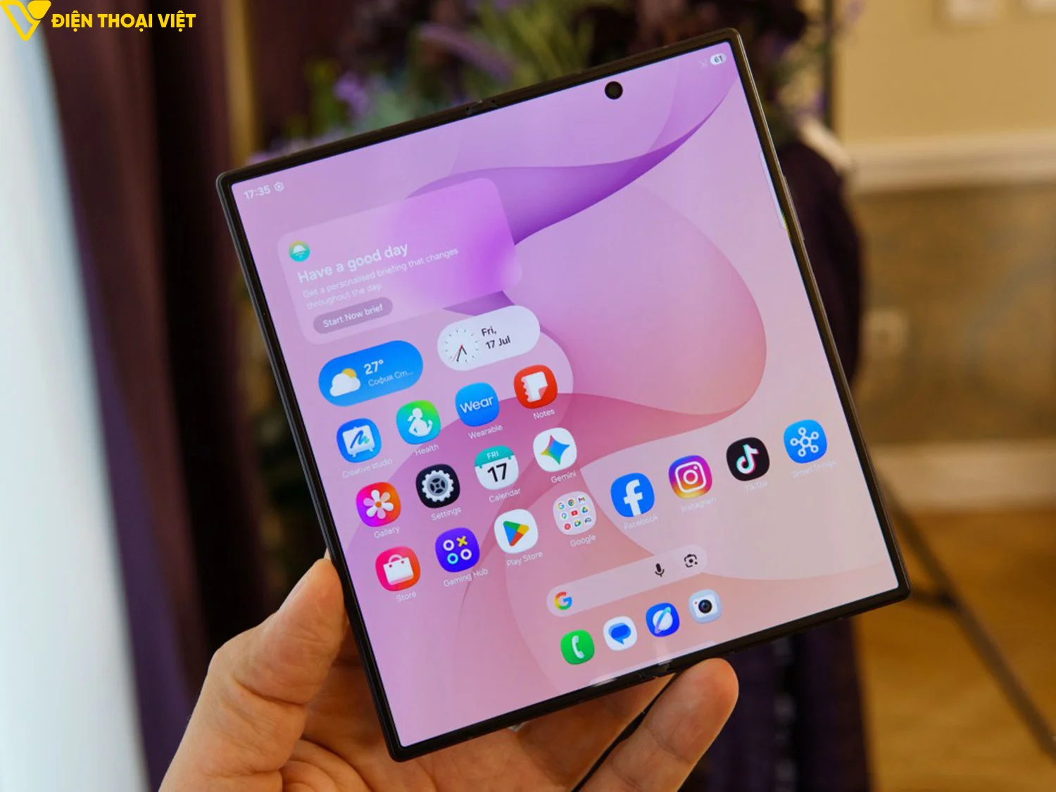 Màn hình ngoài Dynamic LTPO AMOLED 2X 120Hz 6.5 inch