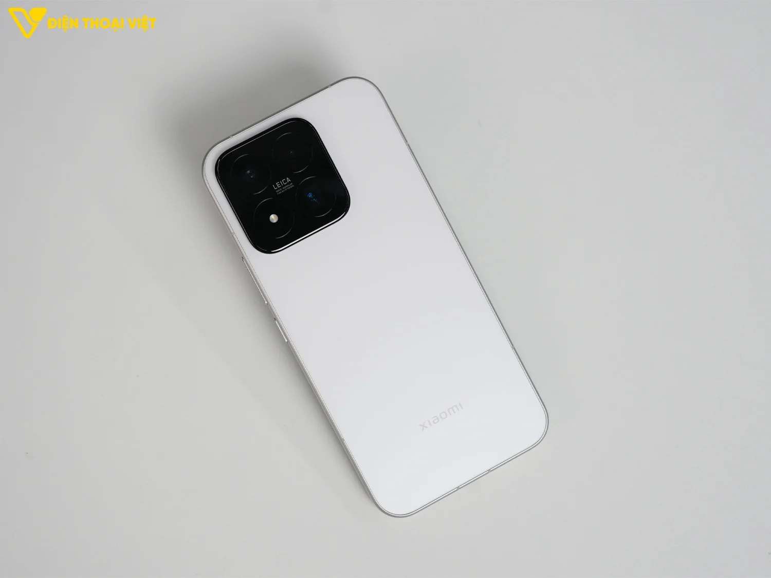 Mặt lưng Xiaomi 17 Max