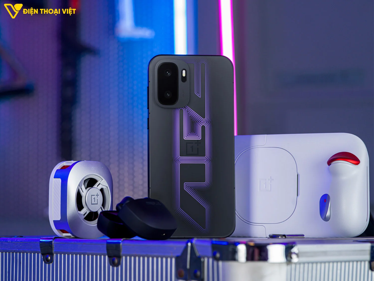 Thiết kế OnePlus Ace 6 Ultra