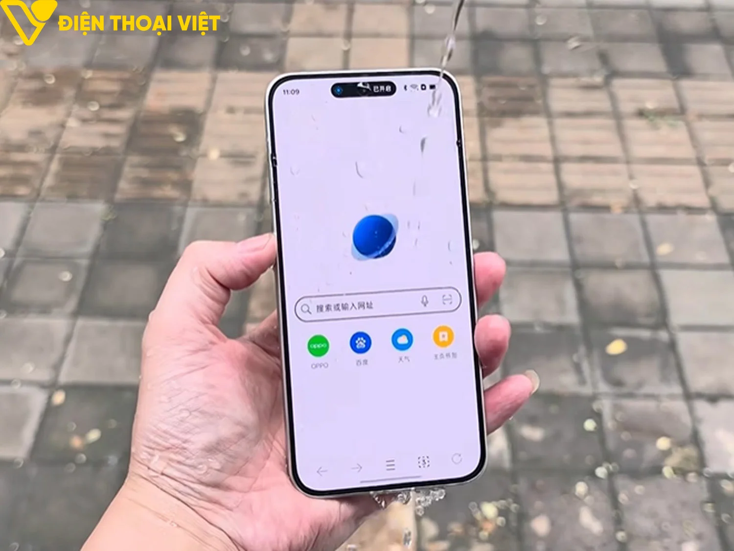OPPO K15 với màn hình lớn 6.59 inches viền màn hình tương đối mỏng và bắt mắt