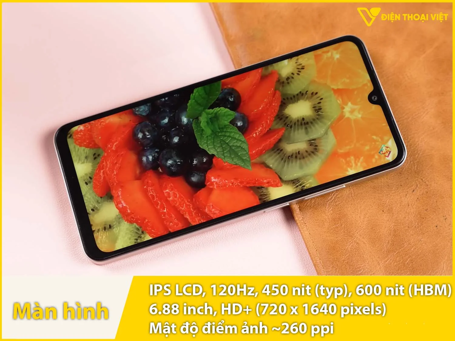 IPS LCD 6,88 inch - 120Hz - 600 nit