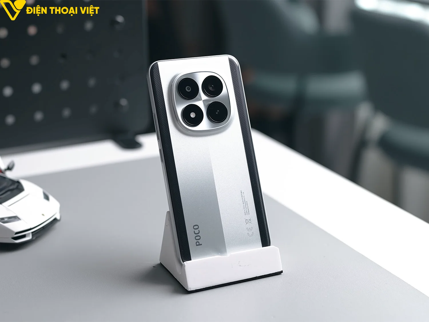 poco-m8-pro-mat-lung-1