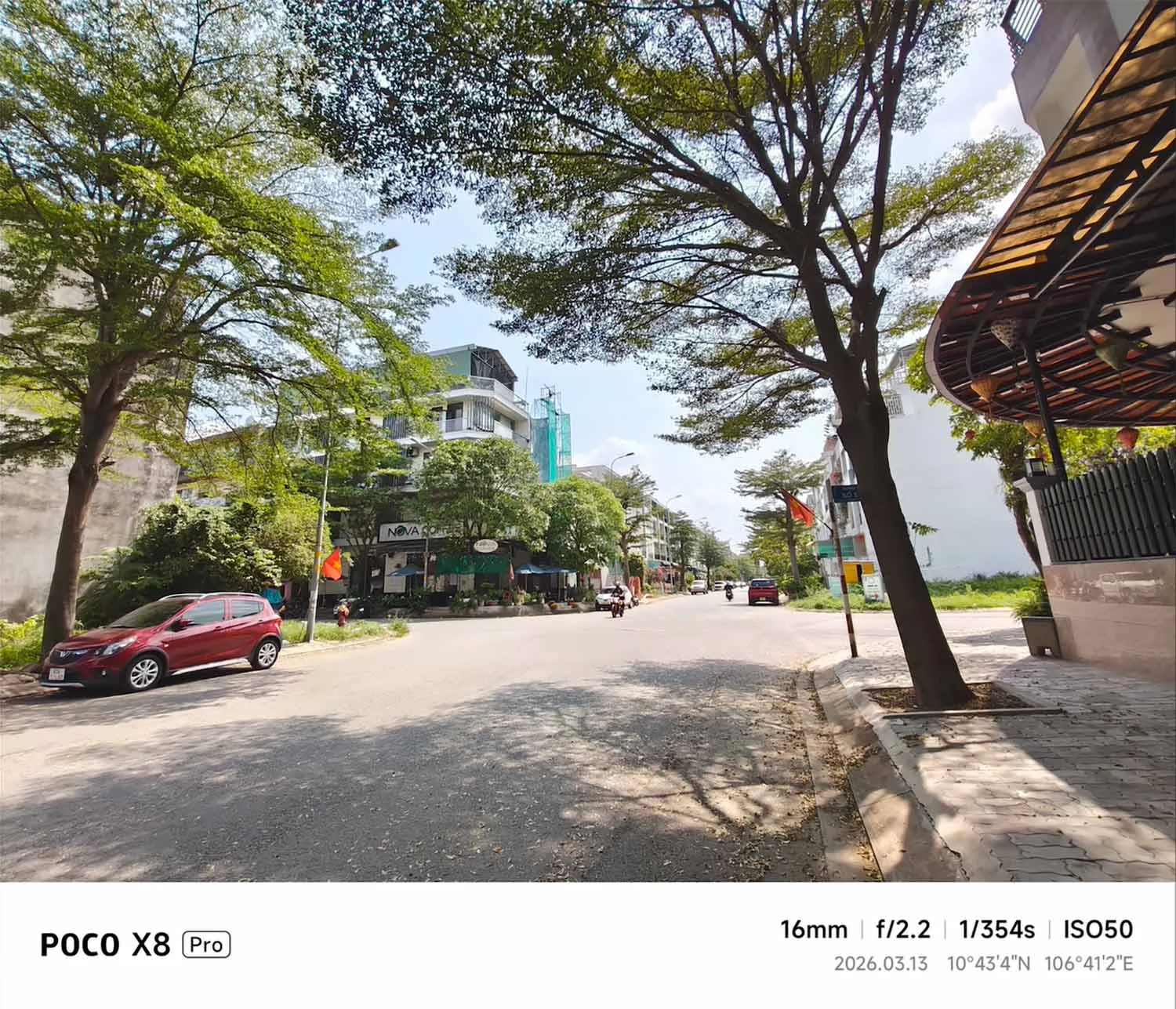 Ảnh góc siêu rộng đủ sáng