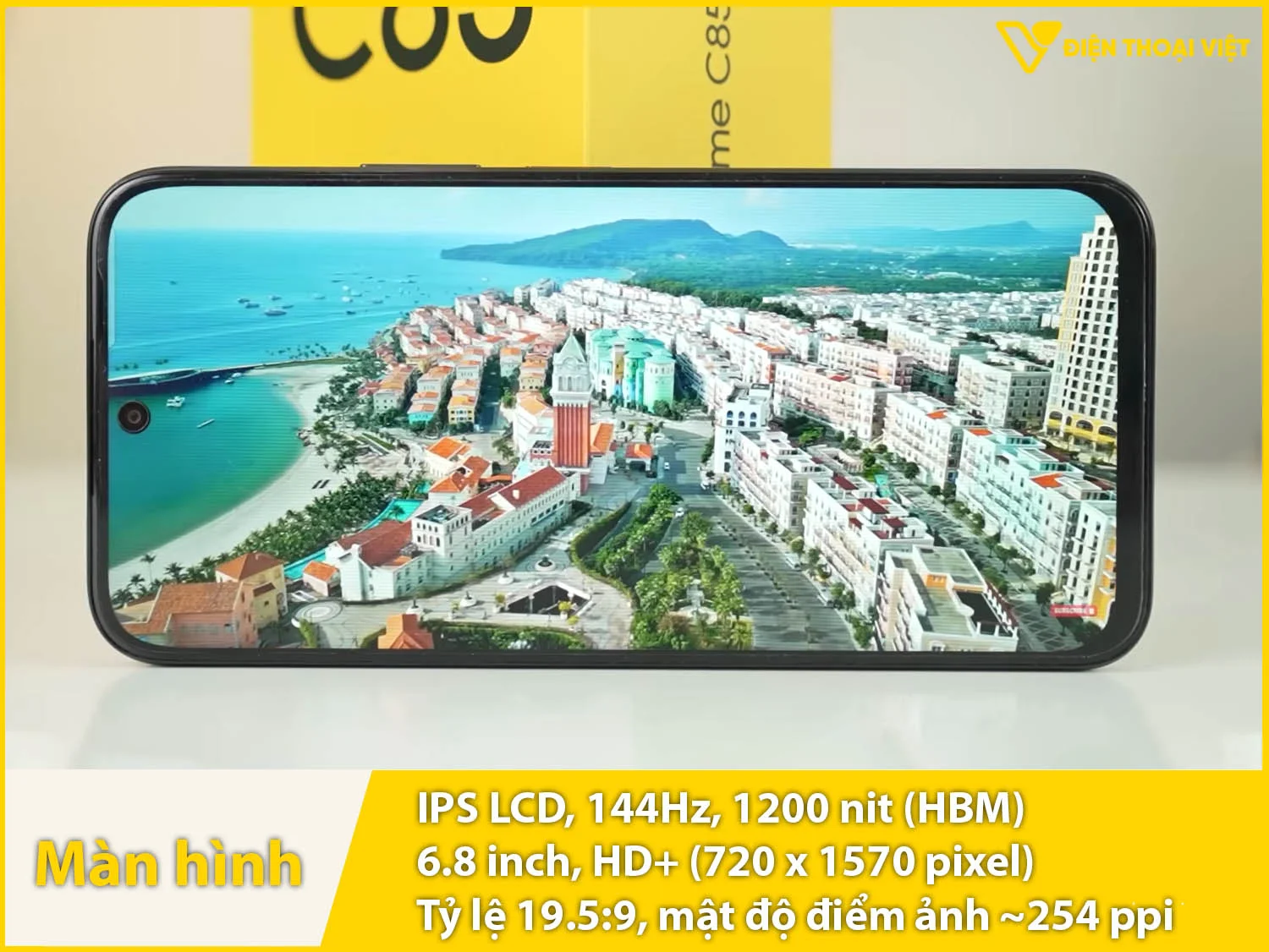 IPS LCD 6,8 inch - 144Hz - 1200 nit