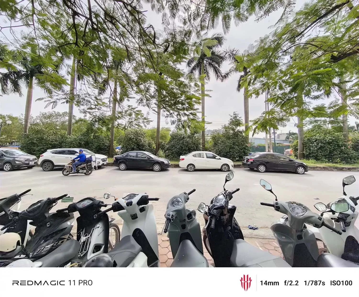 Ảnh chụp ngoài trời