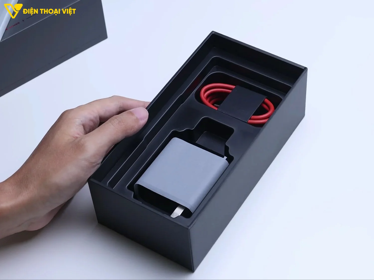 Pin và sạc