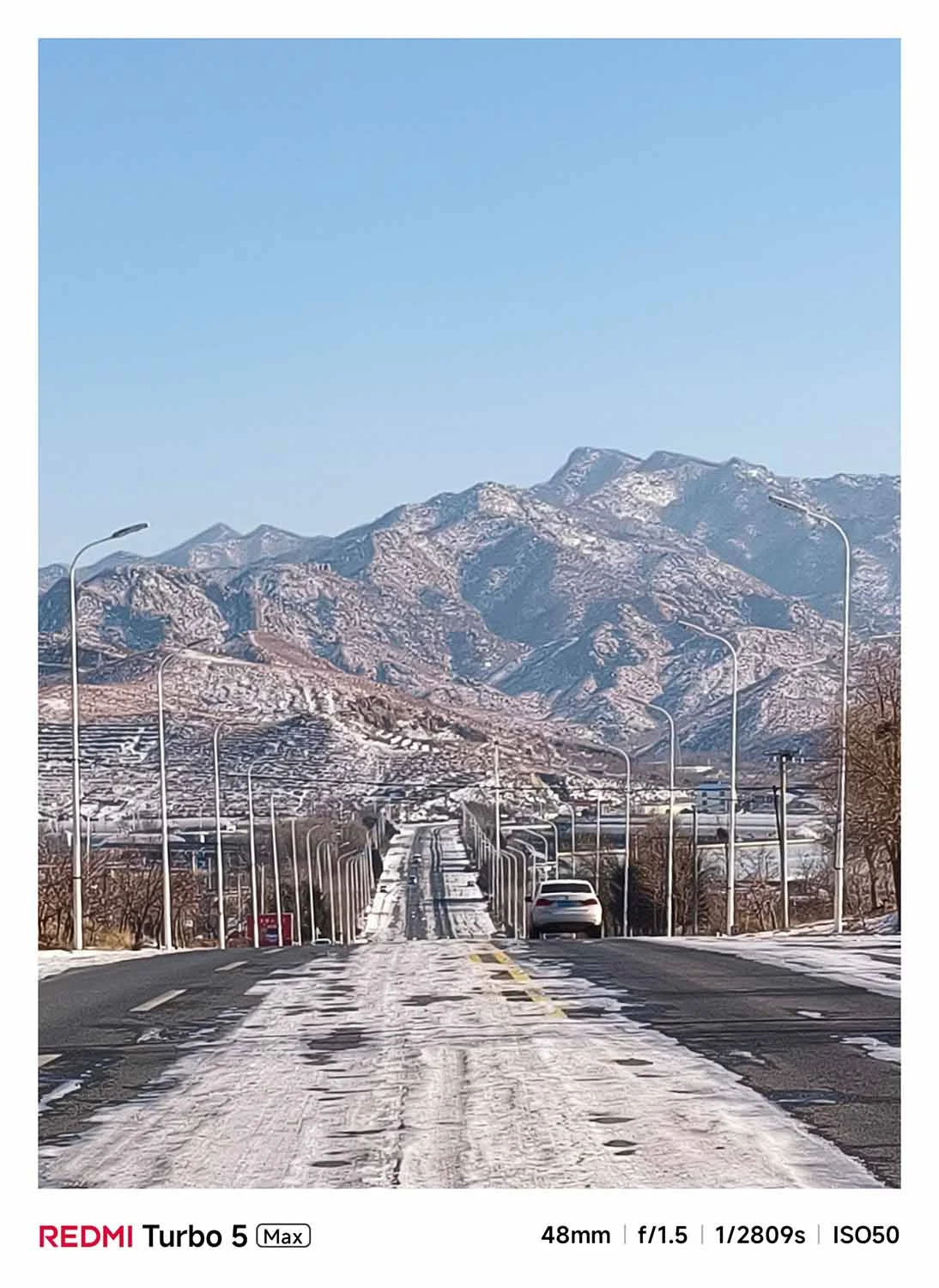 Ảnh zoom chụp cảnh đủ sáng