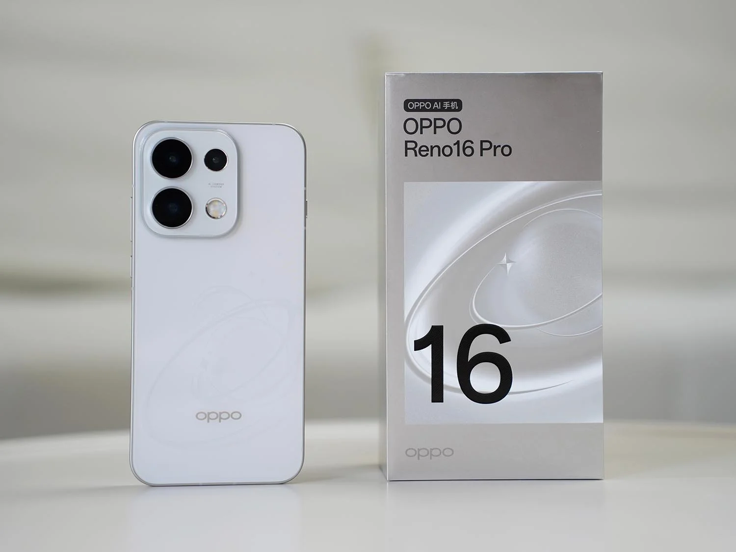 OPPO Reno16 Pro