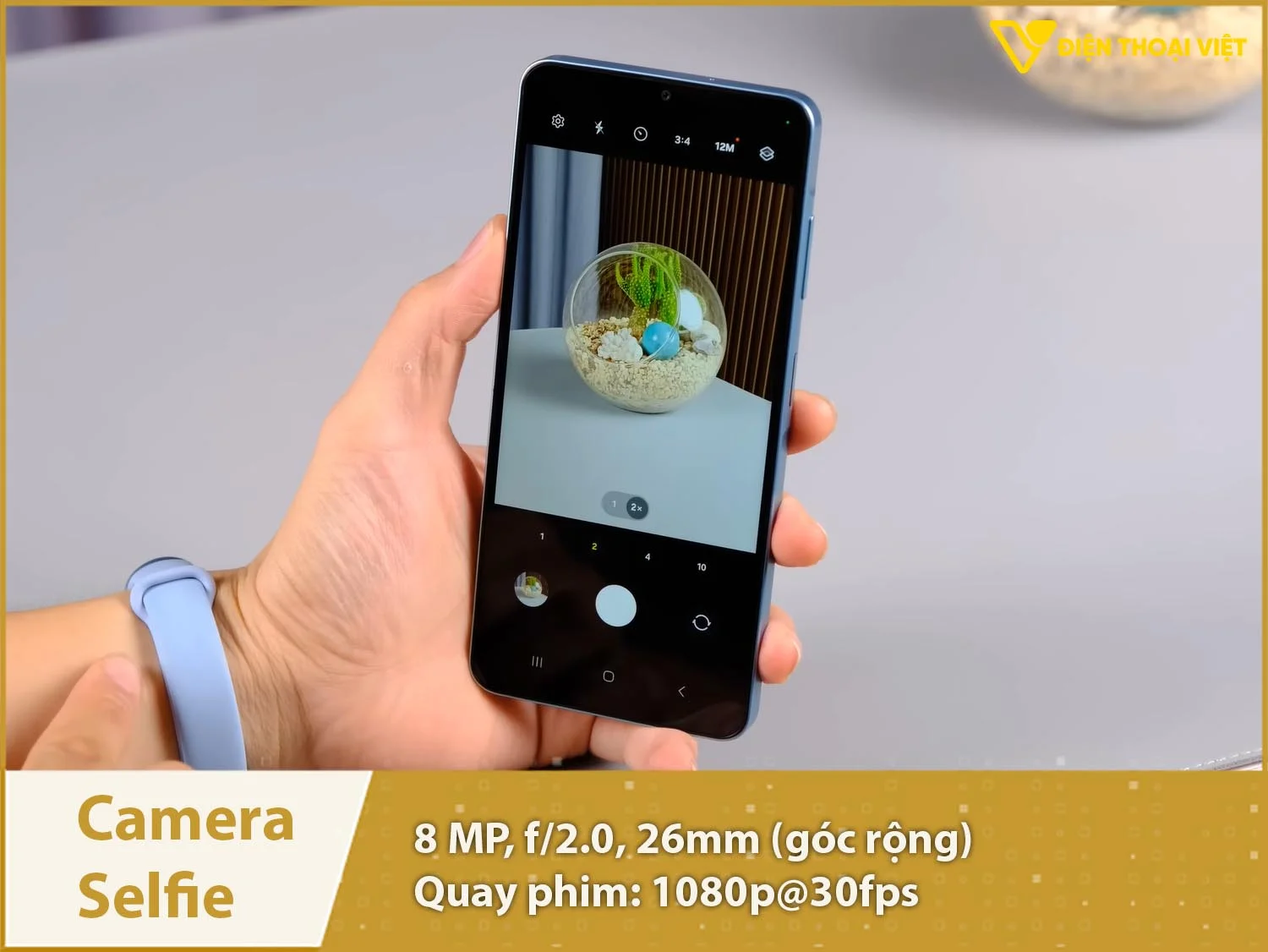 Camera selfie 8MP & Quay phim 1080p