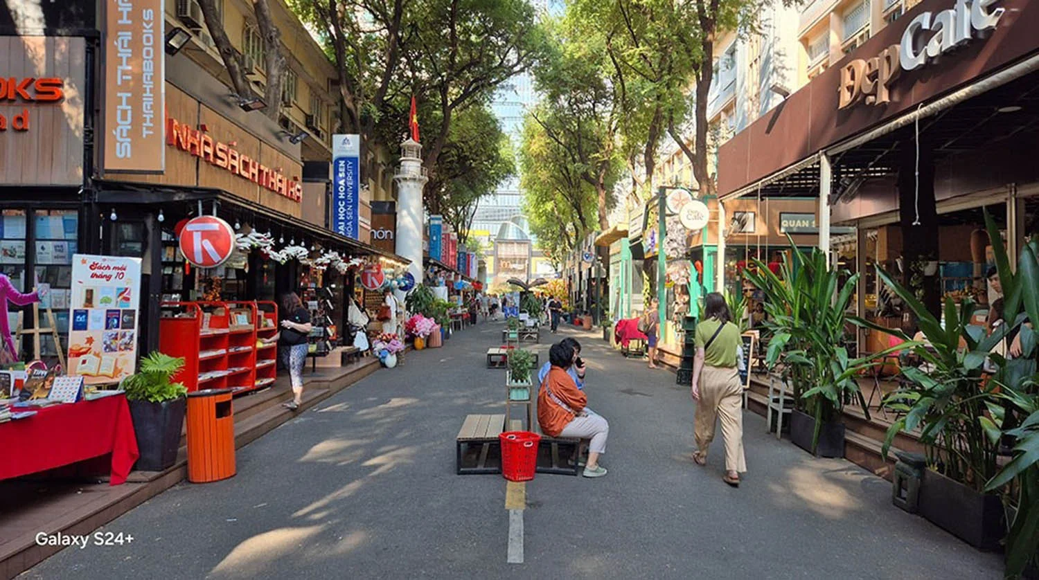 Ảnh chụp đủ sáng