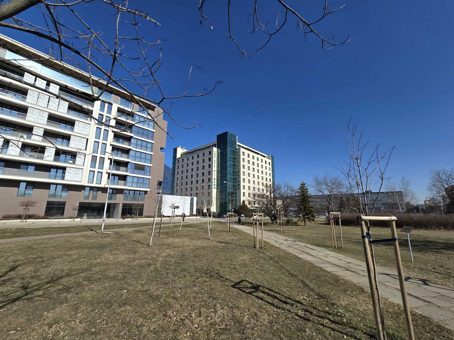 Ảnh phong cảnh đủ sáng