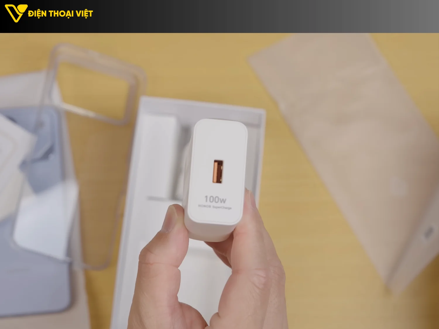 Honor WIN sạc 100W