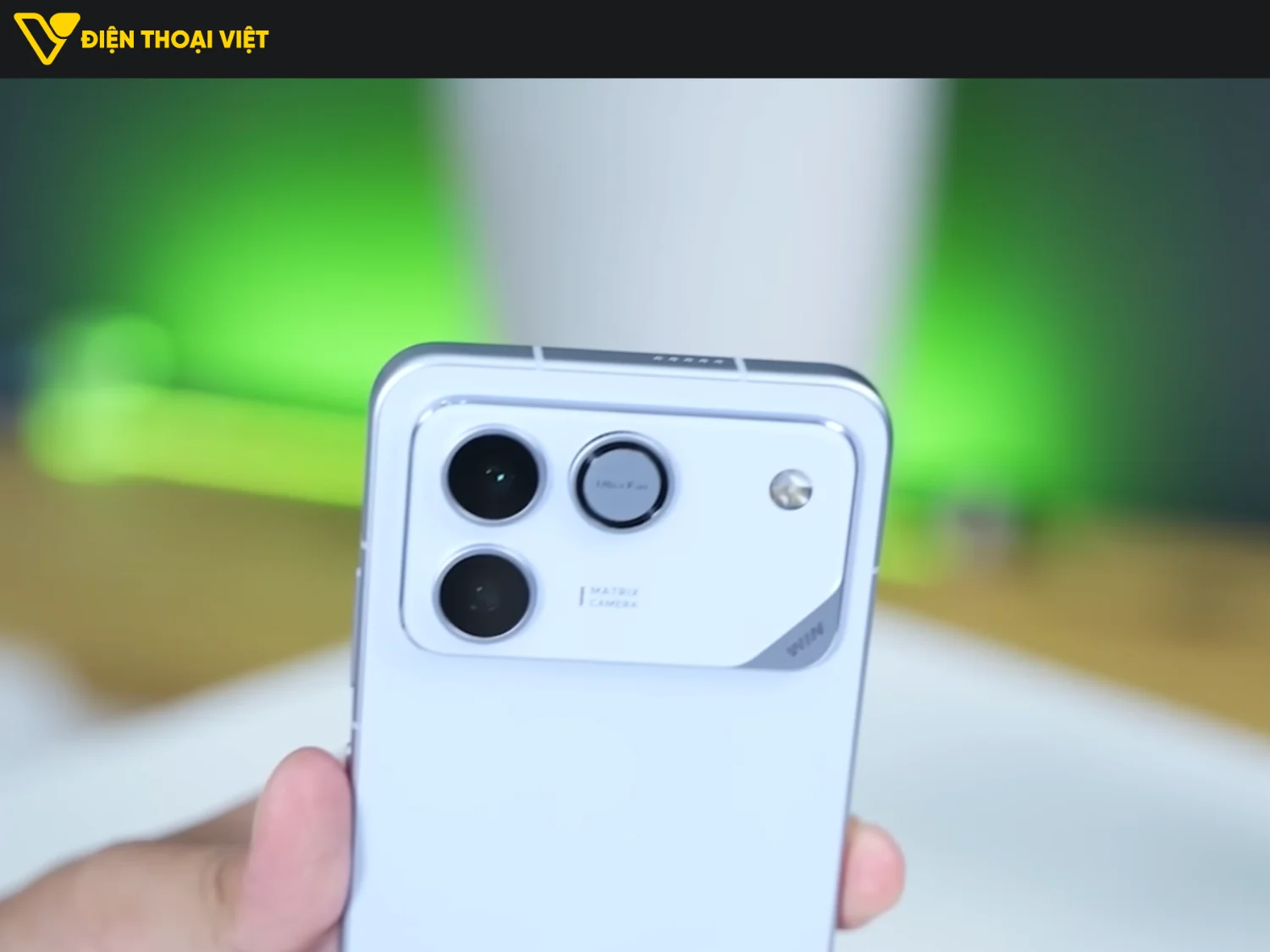 Cụm camera sau Honor WIN RT