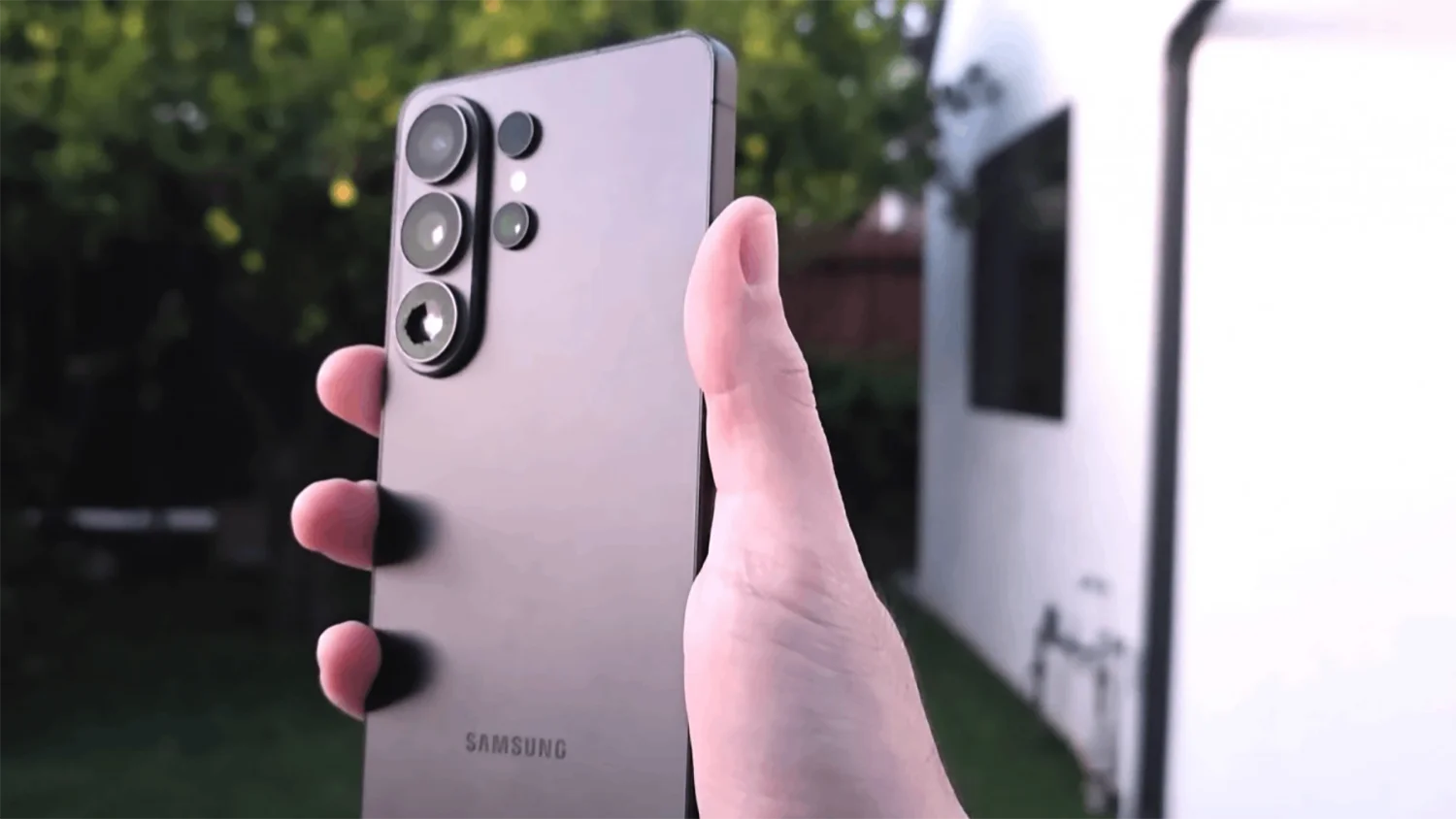 Top 5 điện thoại chụp ảnh đẹp Samsung Galaxy S26 Ultra