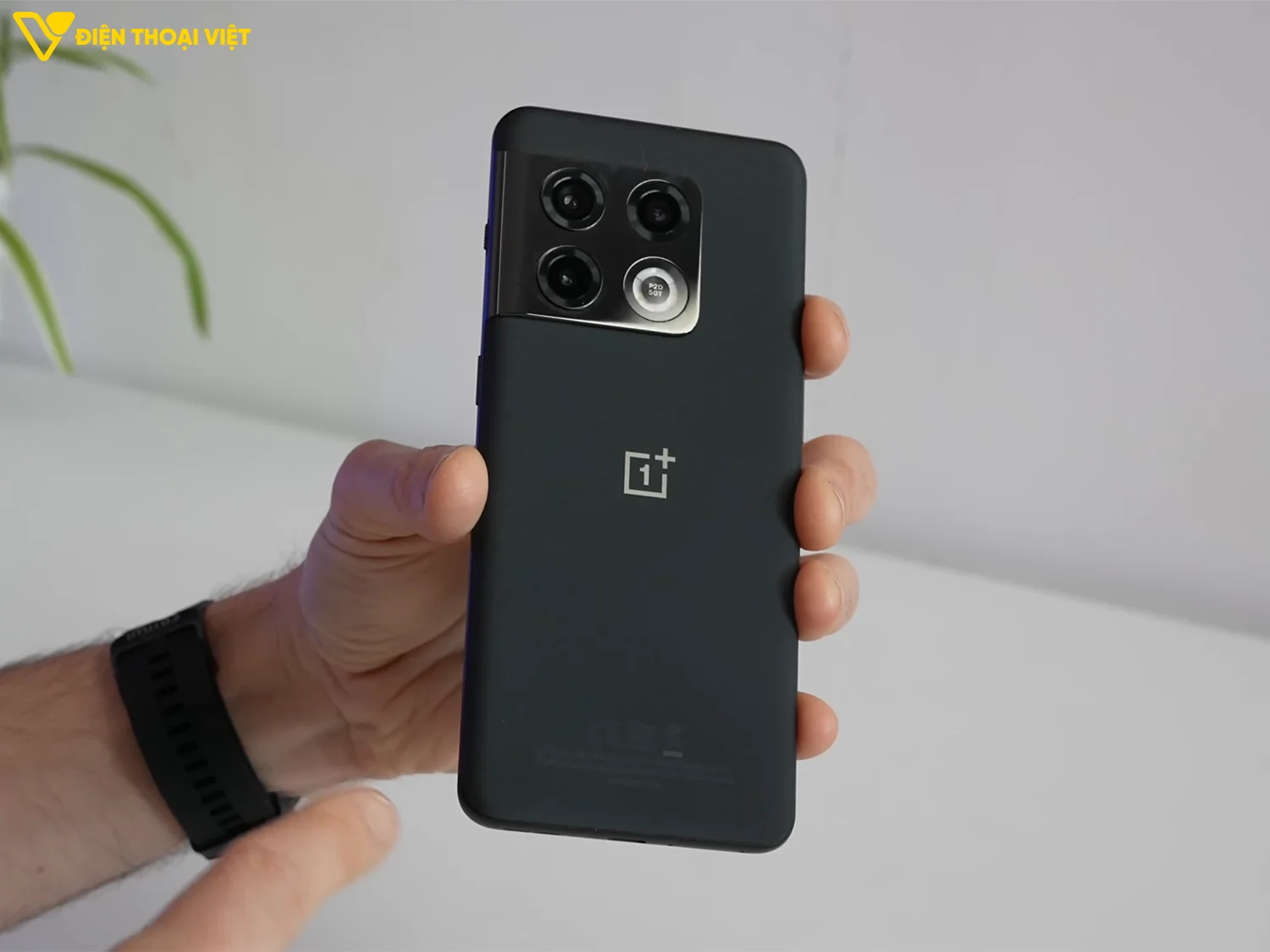 top-dien-thoai-chip-snapdragon-8-gen-1-oneplus-10-pro