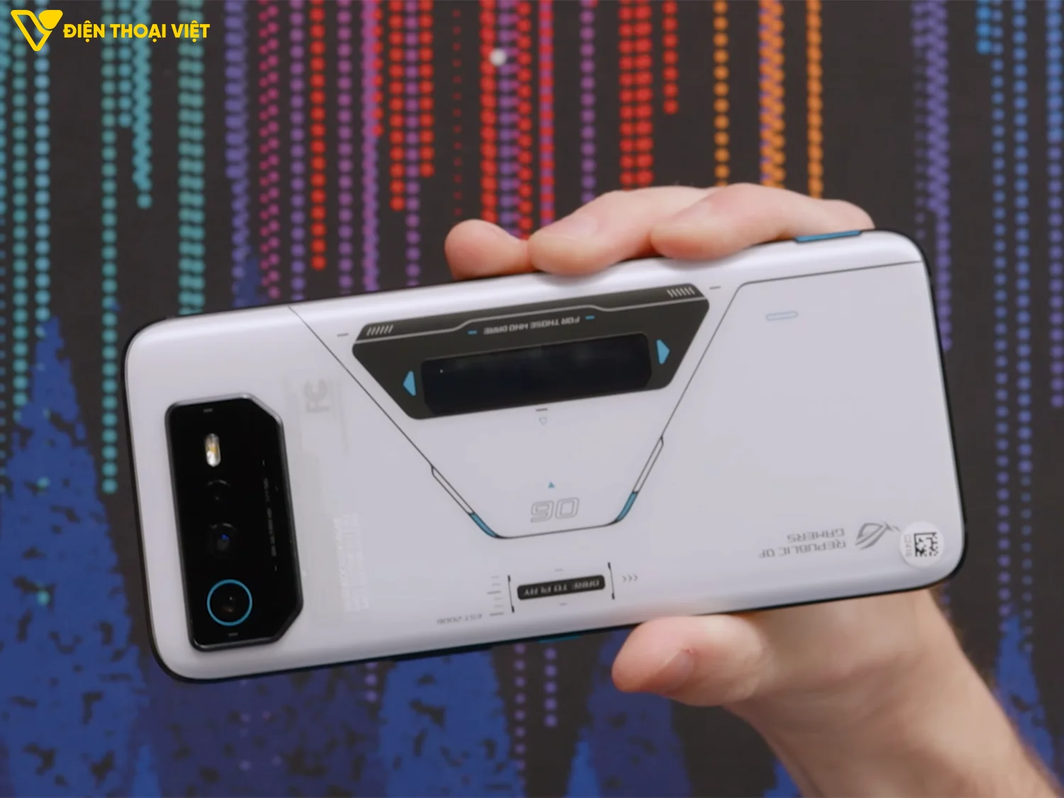 top-dien-thoai-chip-snapdragon-8-plus-gen-1-asus-rog-phone-6