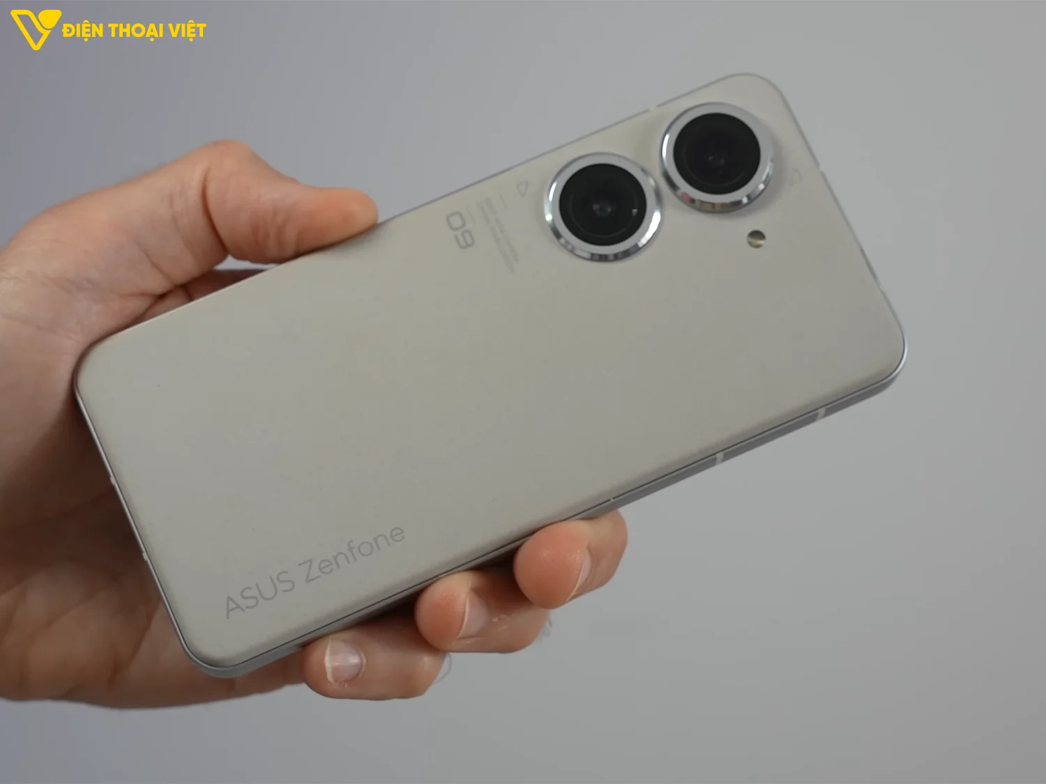 top-dien-thoai-chip-snapdragon-8-plus-gen-1-asus-zenfone-9