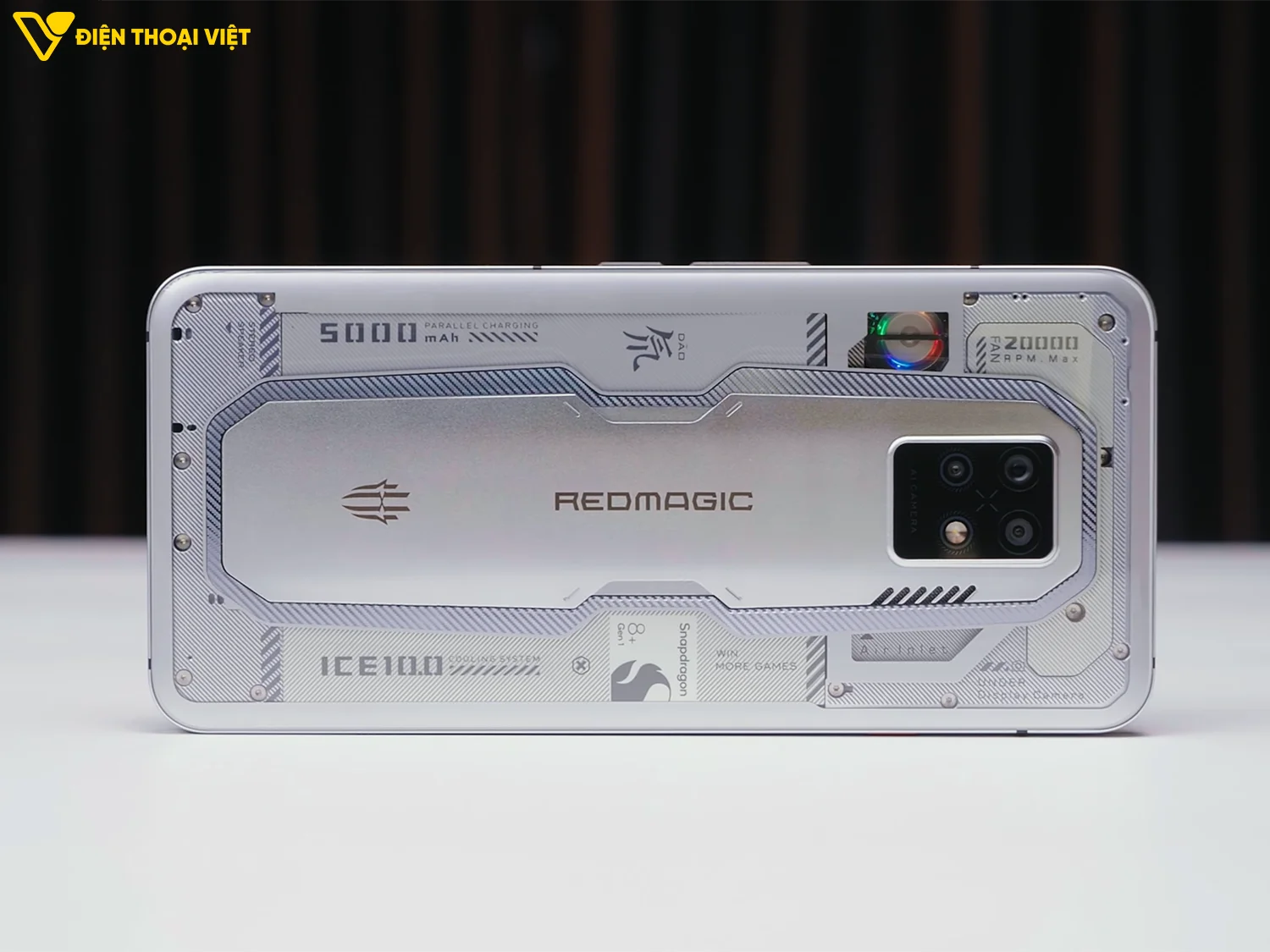 top-dien-thoai-chip-snapdragon-8-plus-gen-1-red-magic-7s-pro