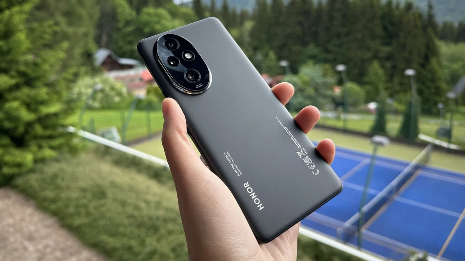 Honor 200 Pro