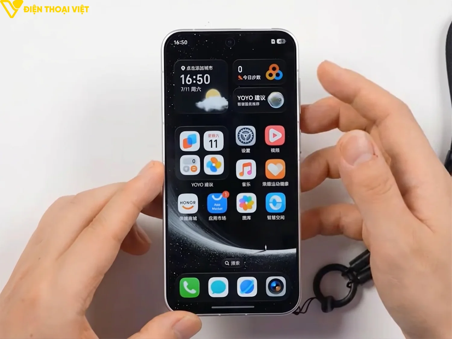 Màn hình LTPO AMOLED 120Hz 6.8 inches
