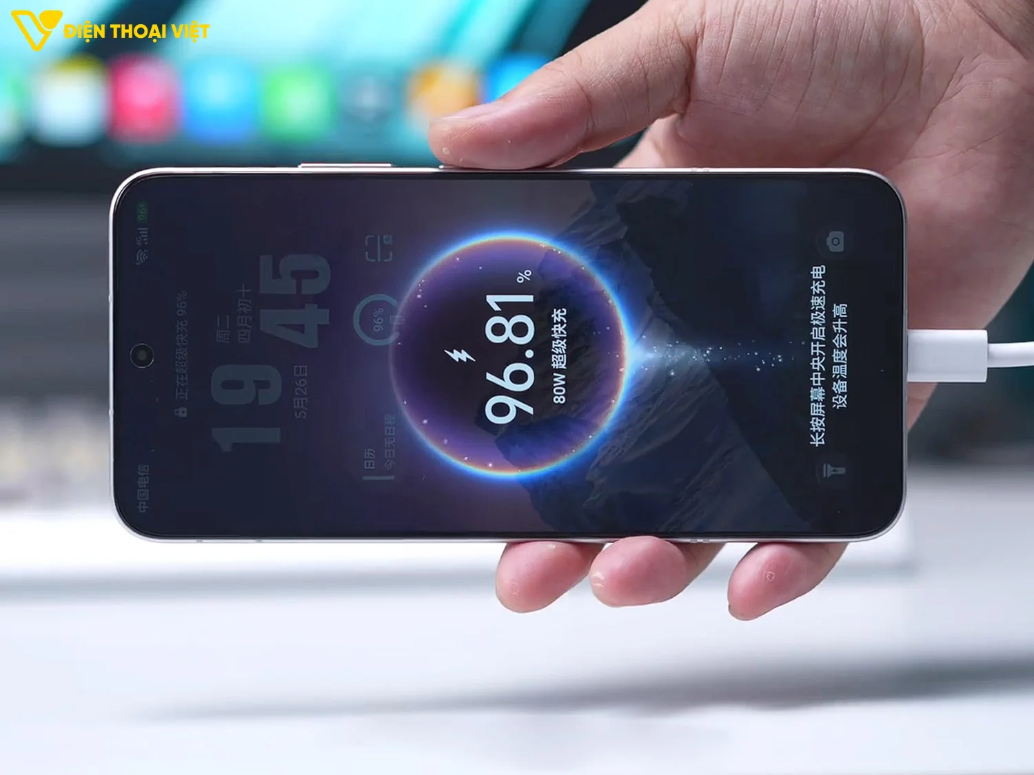 Pin 10.000mAh và sạc 80W trên Honor WIN Turbo