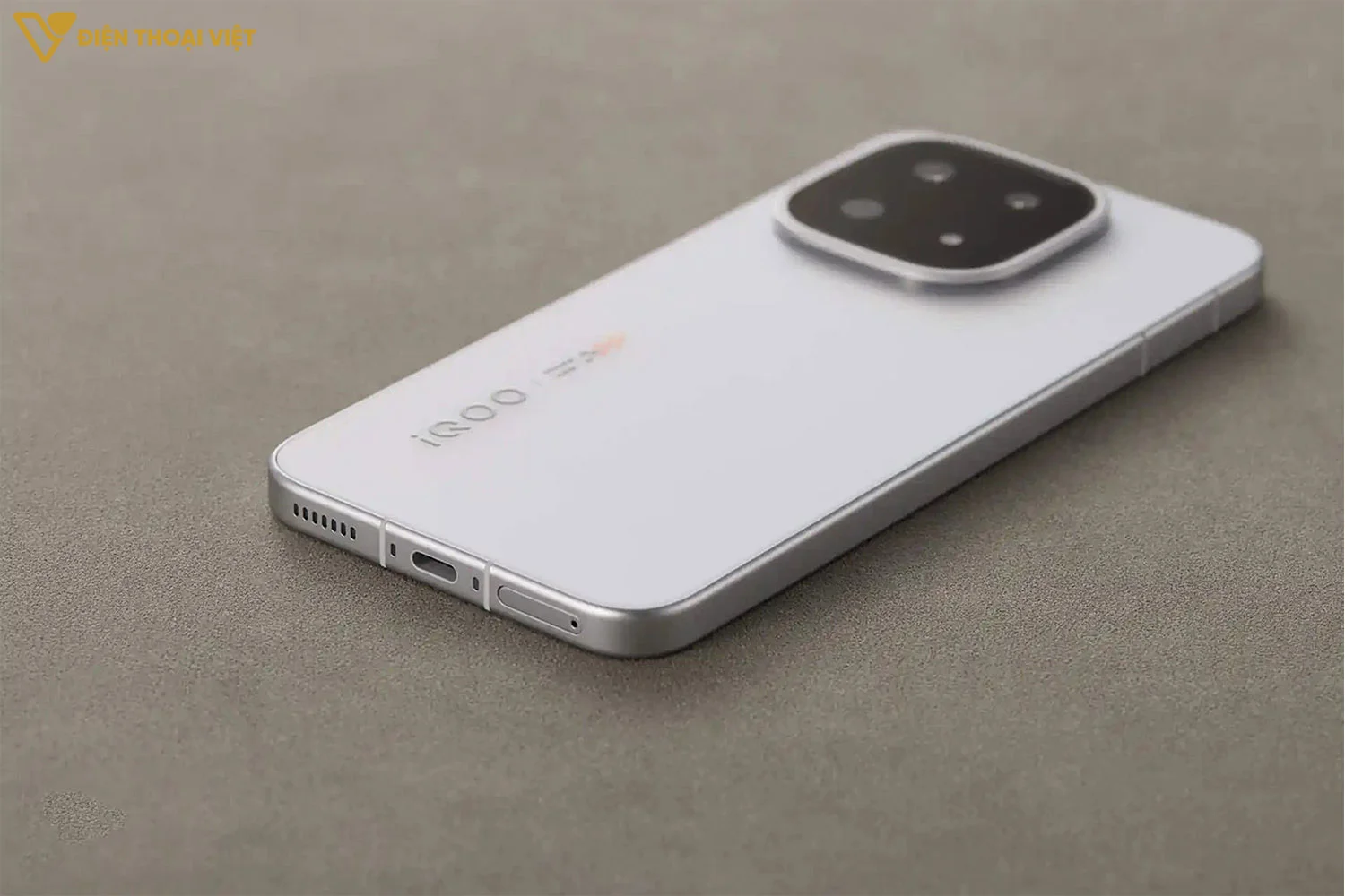 Cạnh dưới và cạnh trái