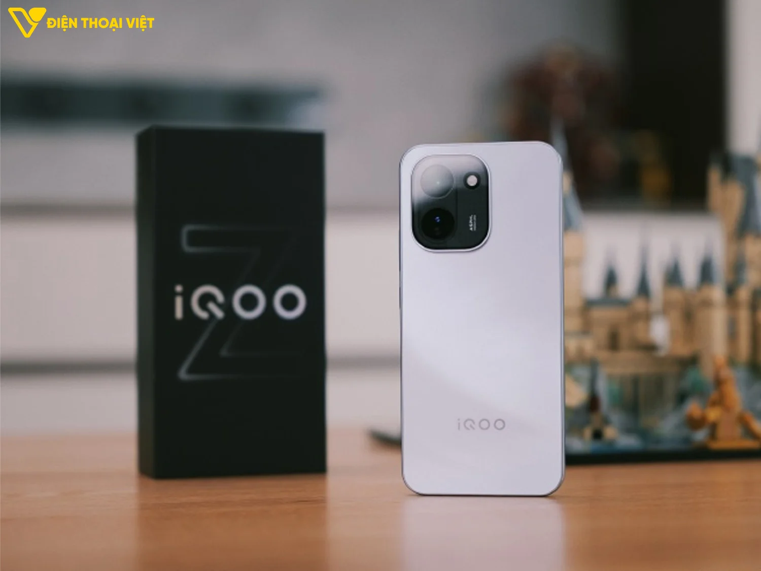 Ngoại hình tổng quan iQOO Z11