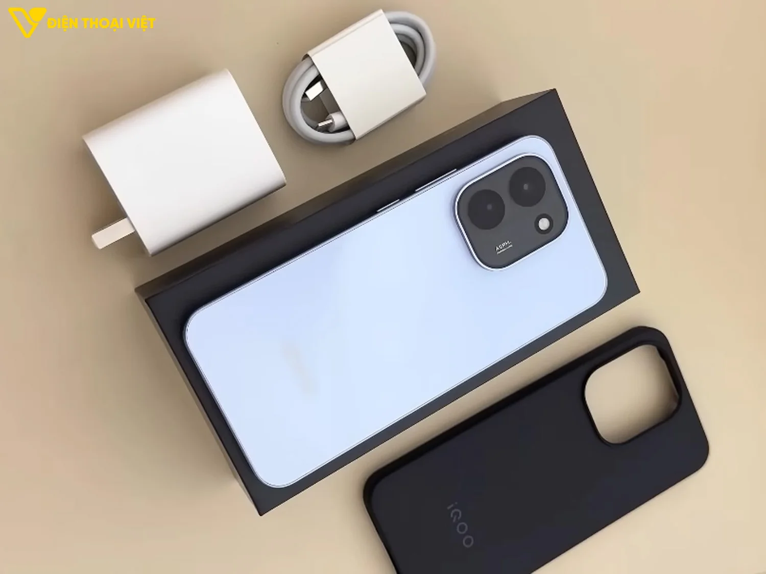 Phụ kiện bên trong hộp iQOO Z11