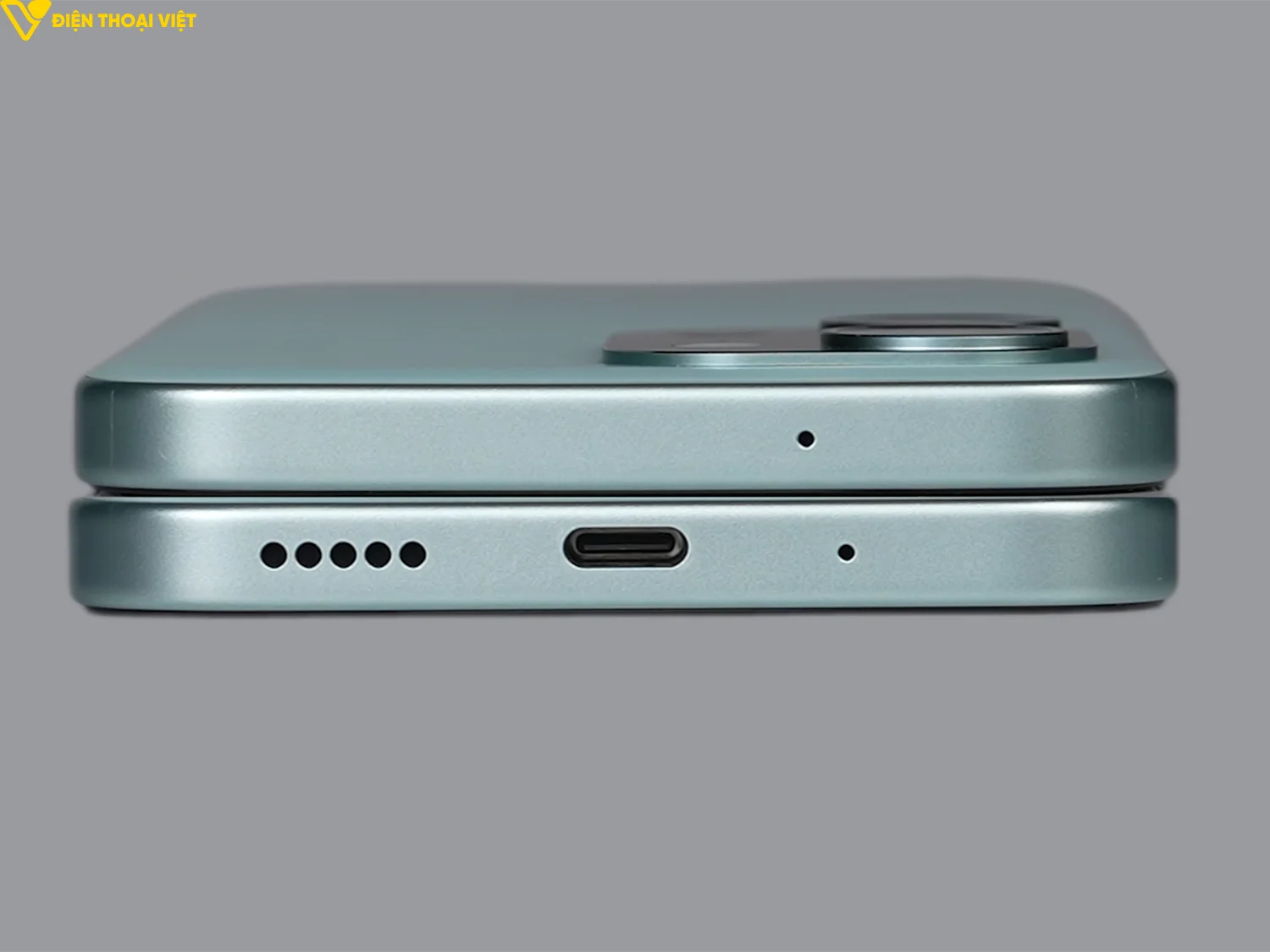 Cạnh trên và cạnh dưới iQOO Z11x