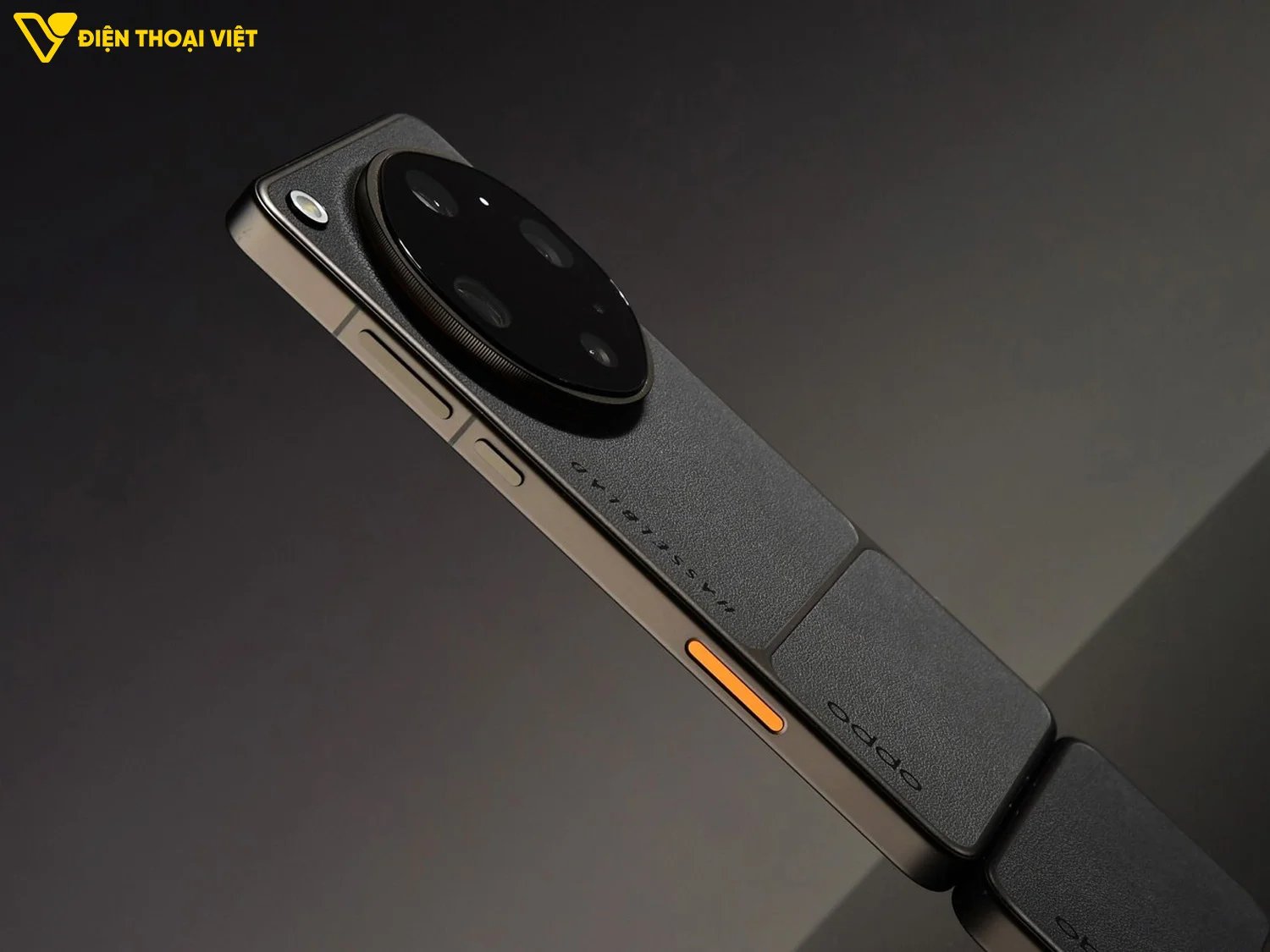 Cạnh phải OPPO Find X9 Ultra