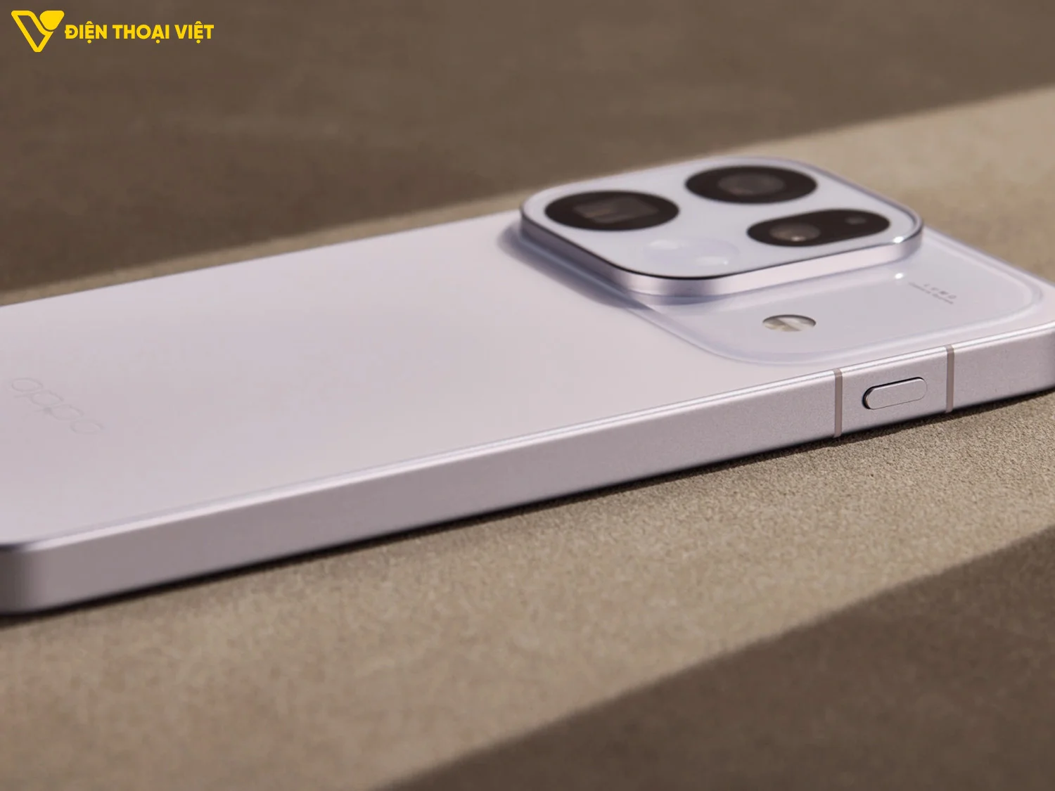 Cạnh trái OPPO Find X9s Pro