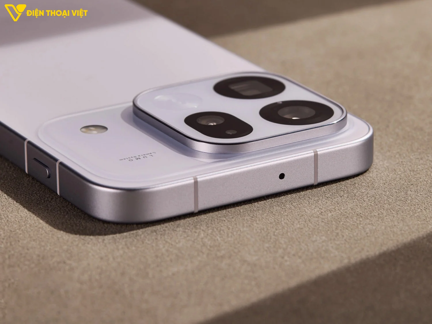 Cạnh trên OPPO Find X9s Pro