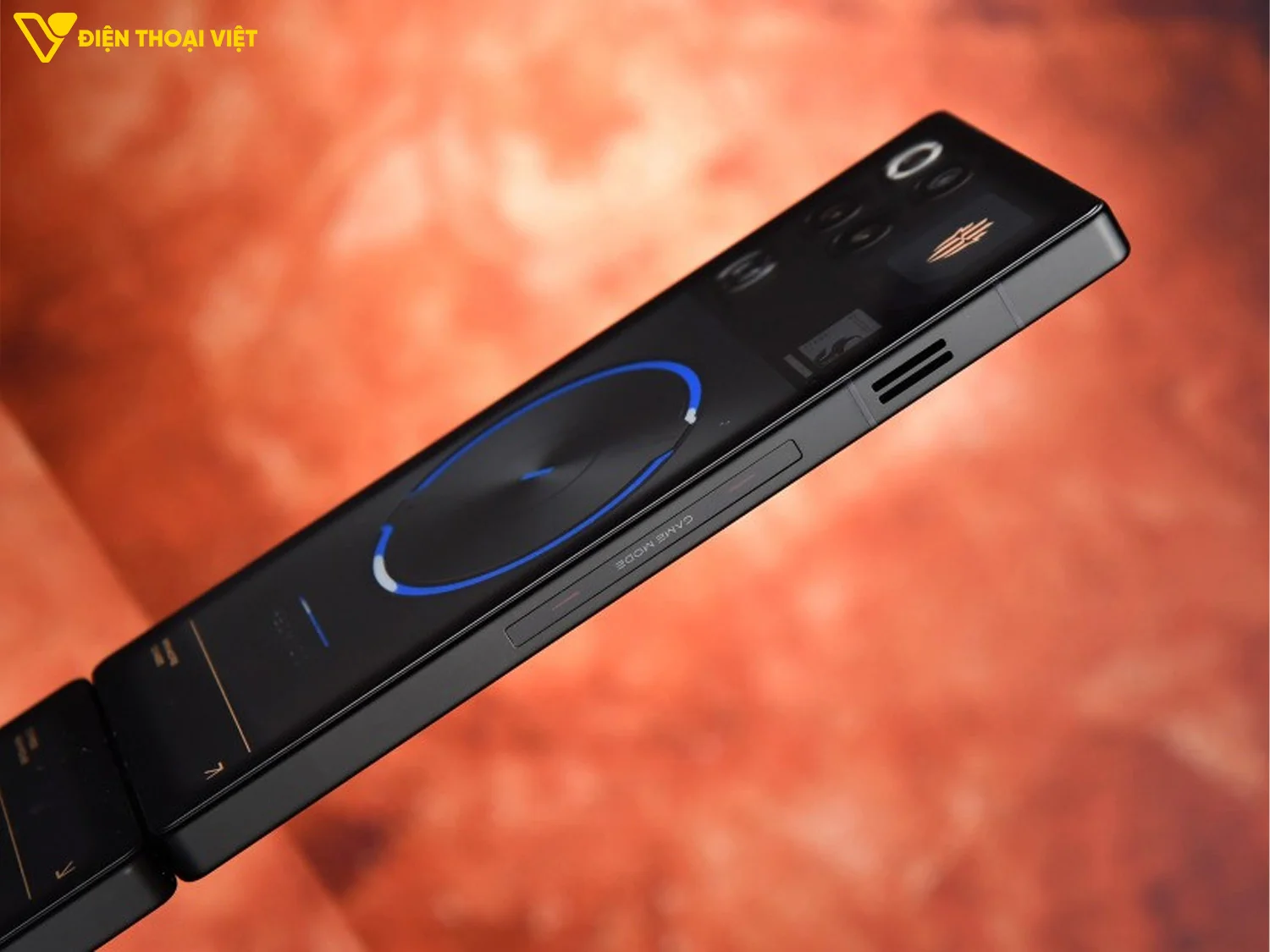 Cạnh trái Red Magic 11S Pro Plus
