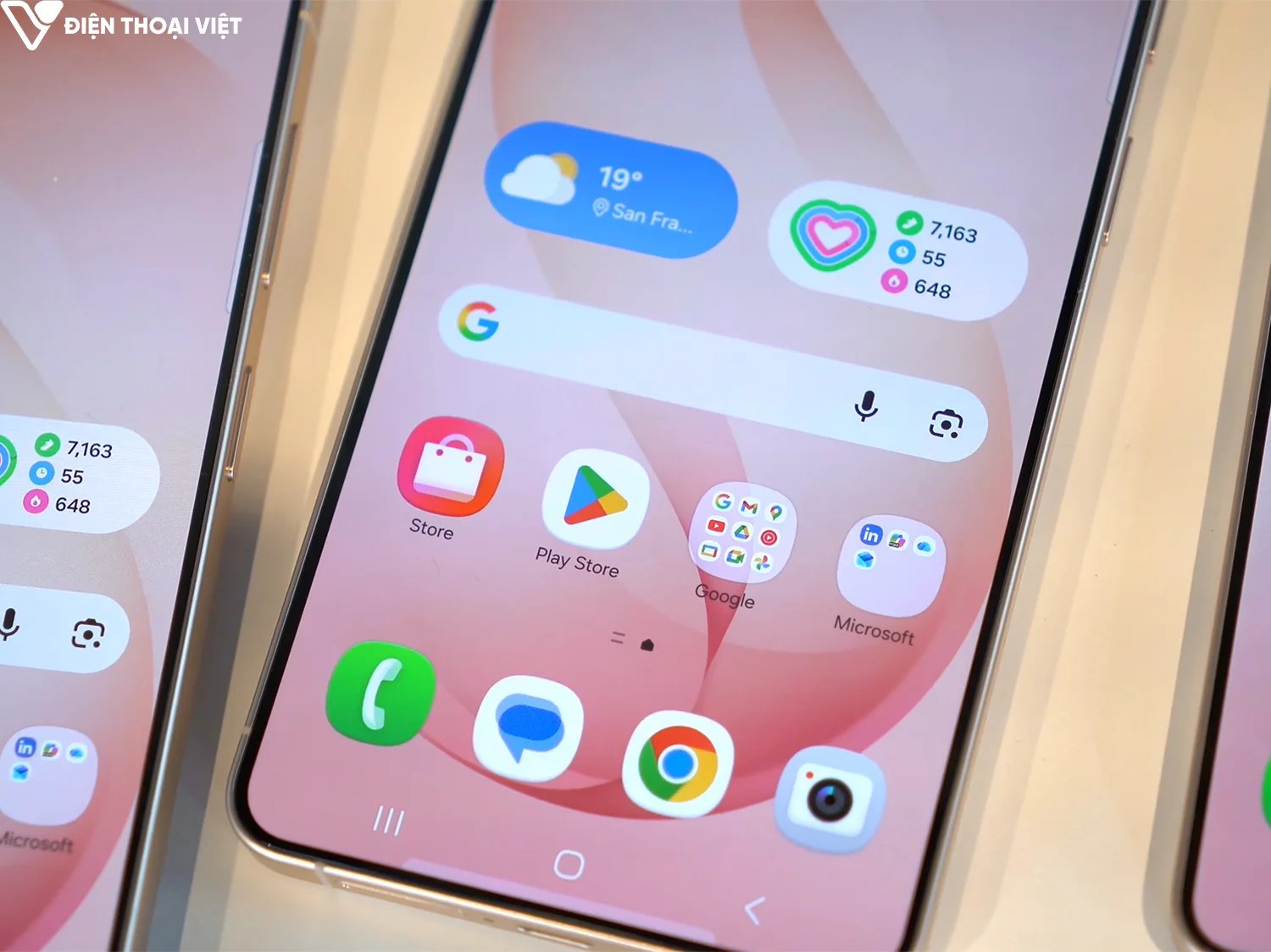 tren-tay-samsung-s26-vien-man-hinh