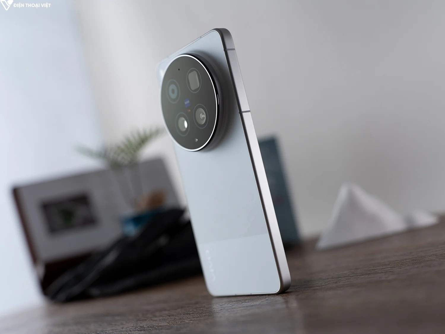 Khung viền nhôm phẳng