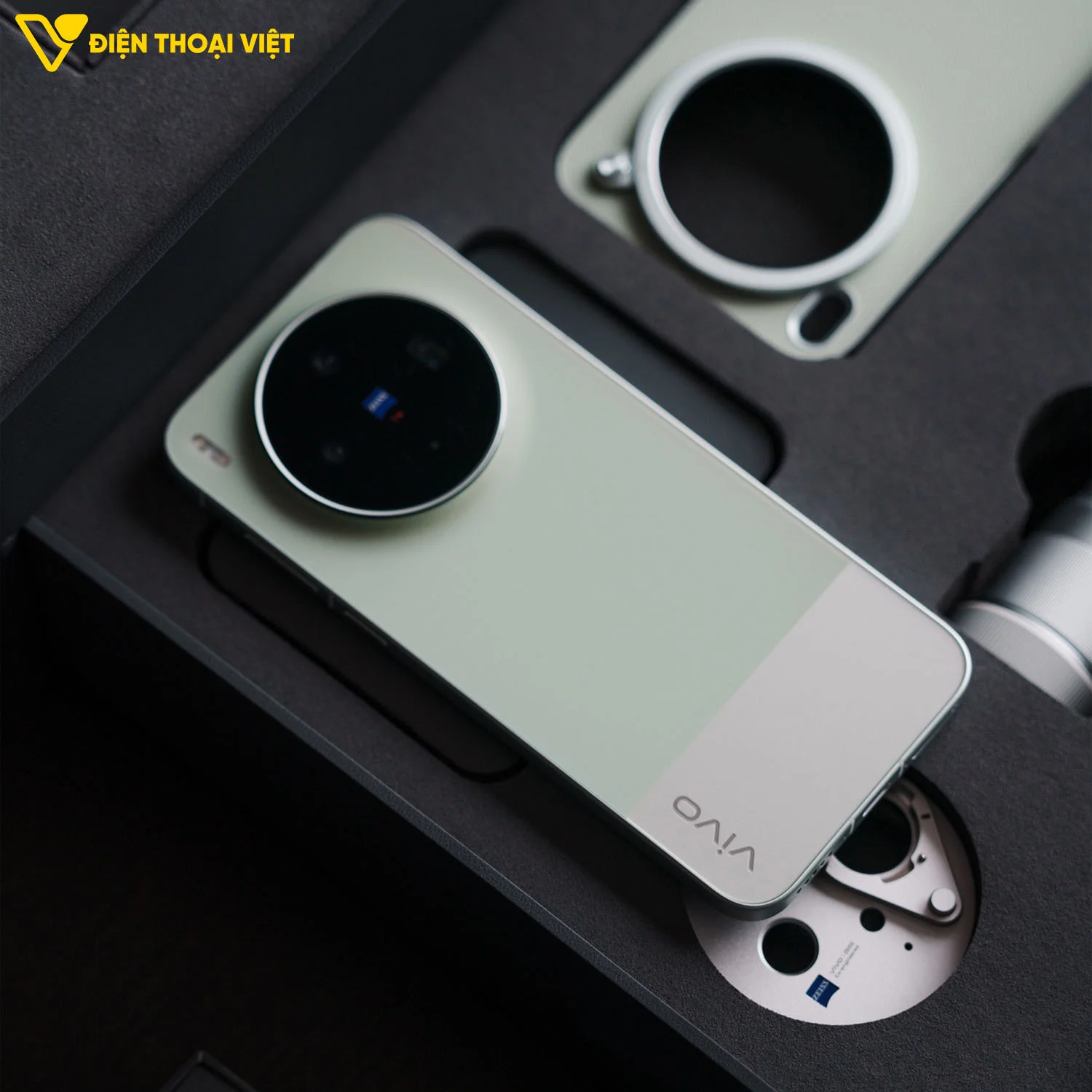 Ngoại hình tổng thể Vivo X300s