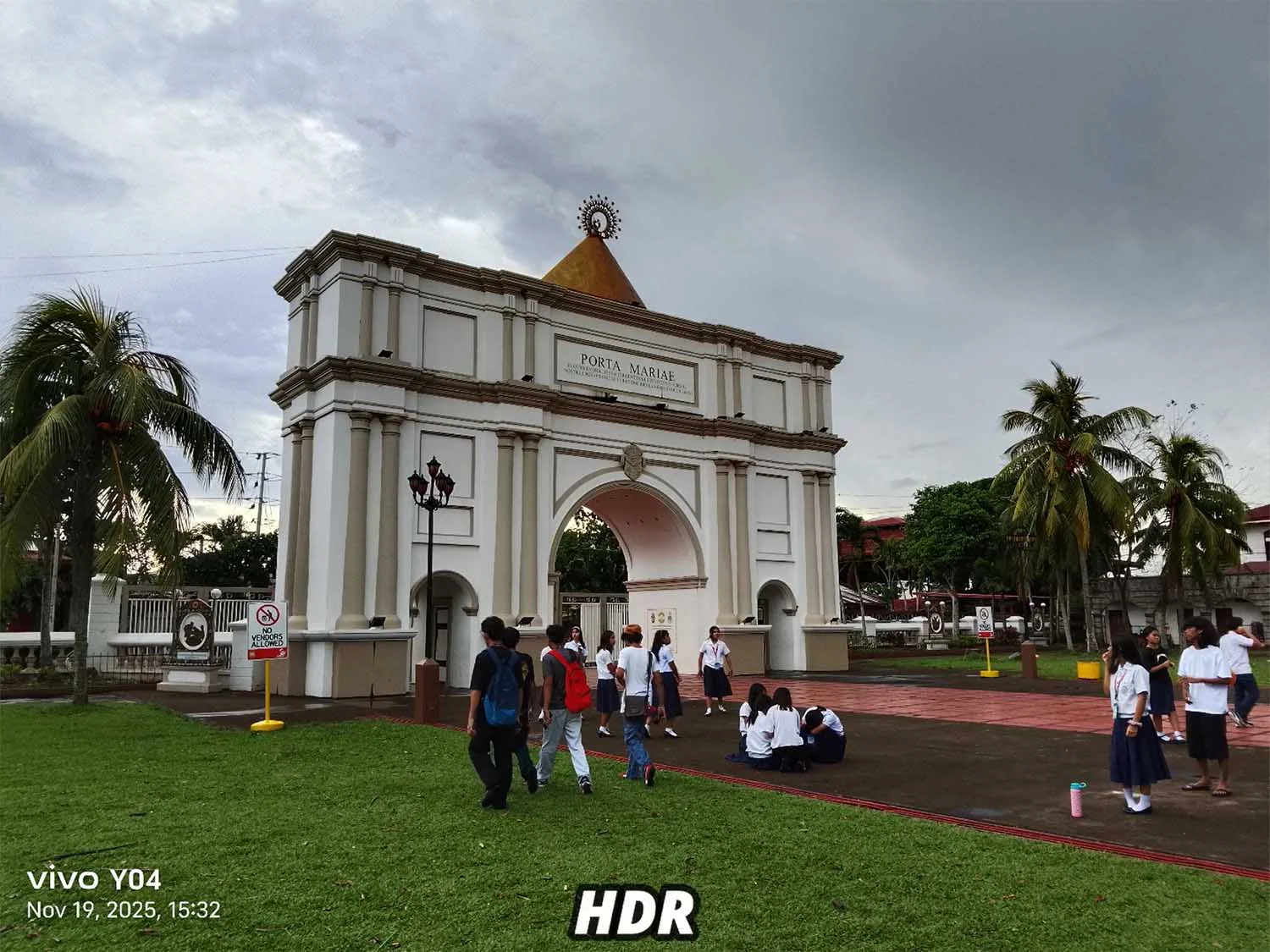 Ảnh đủ sáng bật HDR