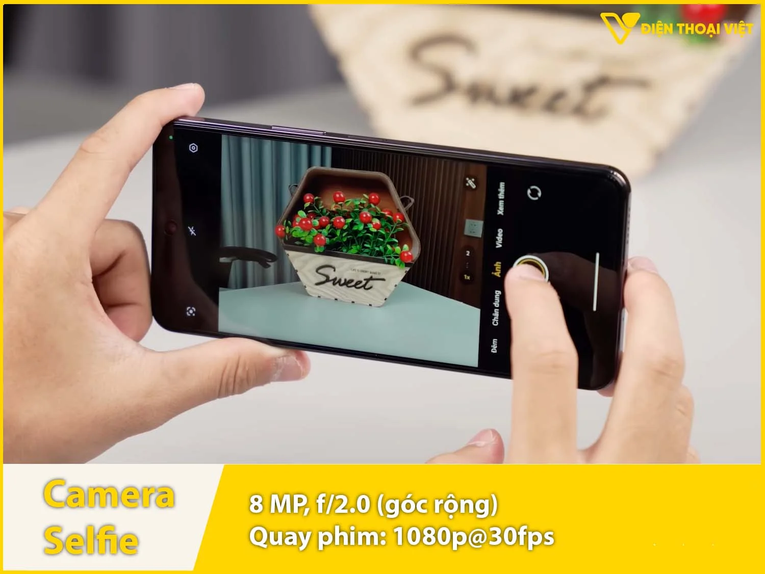 Camera selfie 8MP & Quay phim 1080p