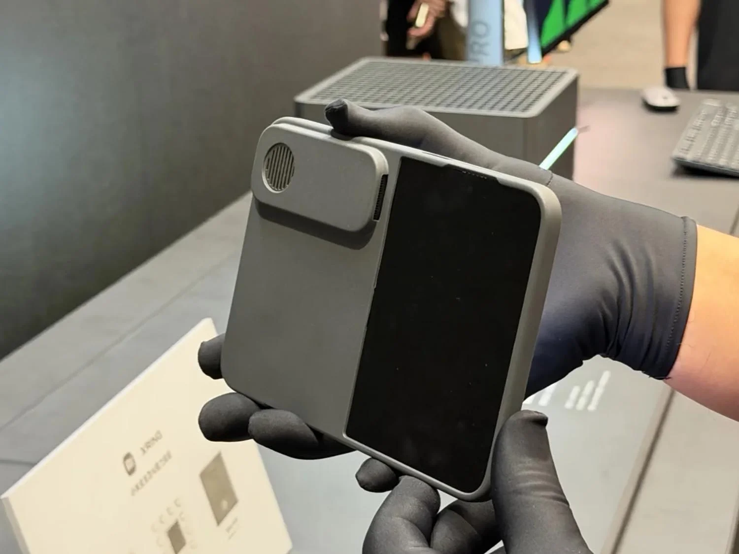 Xiaomi 18 Fold (ảnh minh họa)