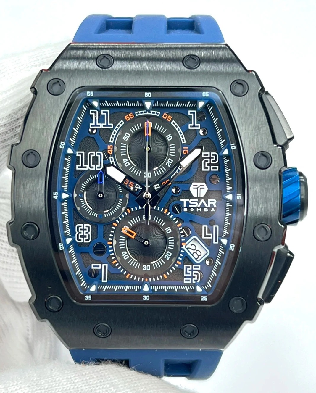 11-434fd52d-0c3b-4664-a678-17ea40a4e83e-f50bb4c4-fcb7-400f-b691-21b06a0f9f0e