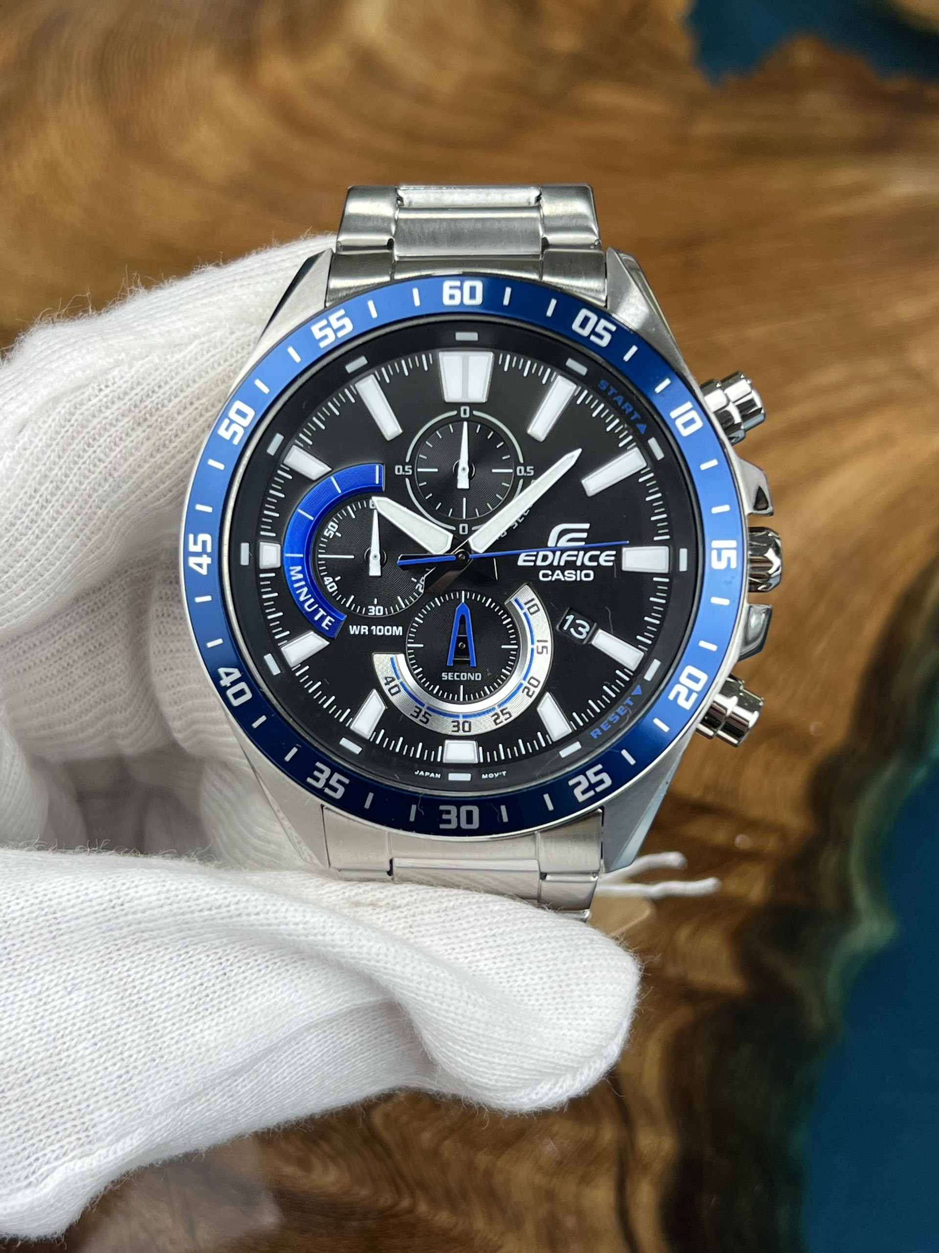 11-598d7e20-7dd7-45b3-b06b-d19a7f2543a1