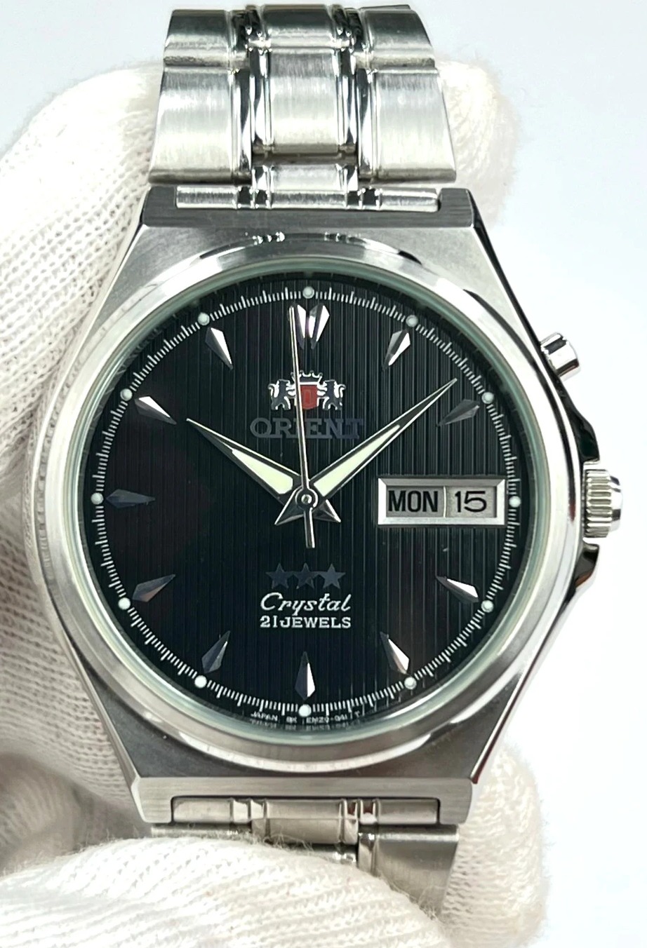 11-5e4ef4ab-5d10-4e84-a5e6-577a2e4e3373