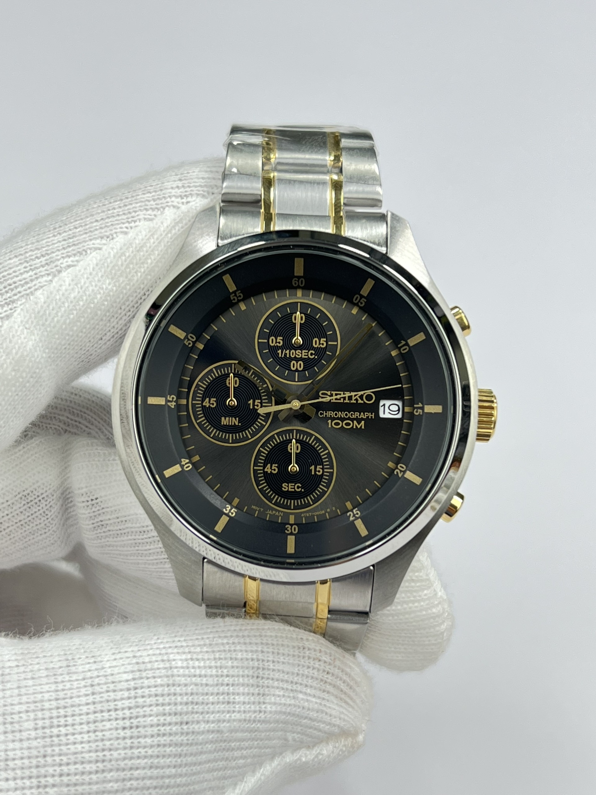 11-6025ce7f-0048-4205-a2cd-604507ddc7cd