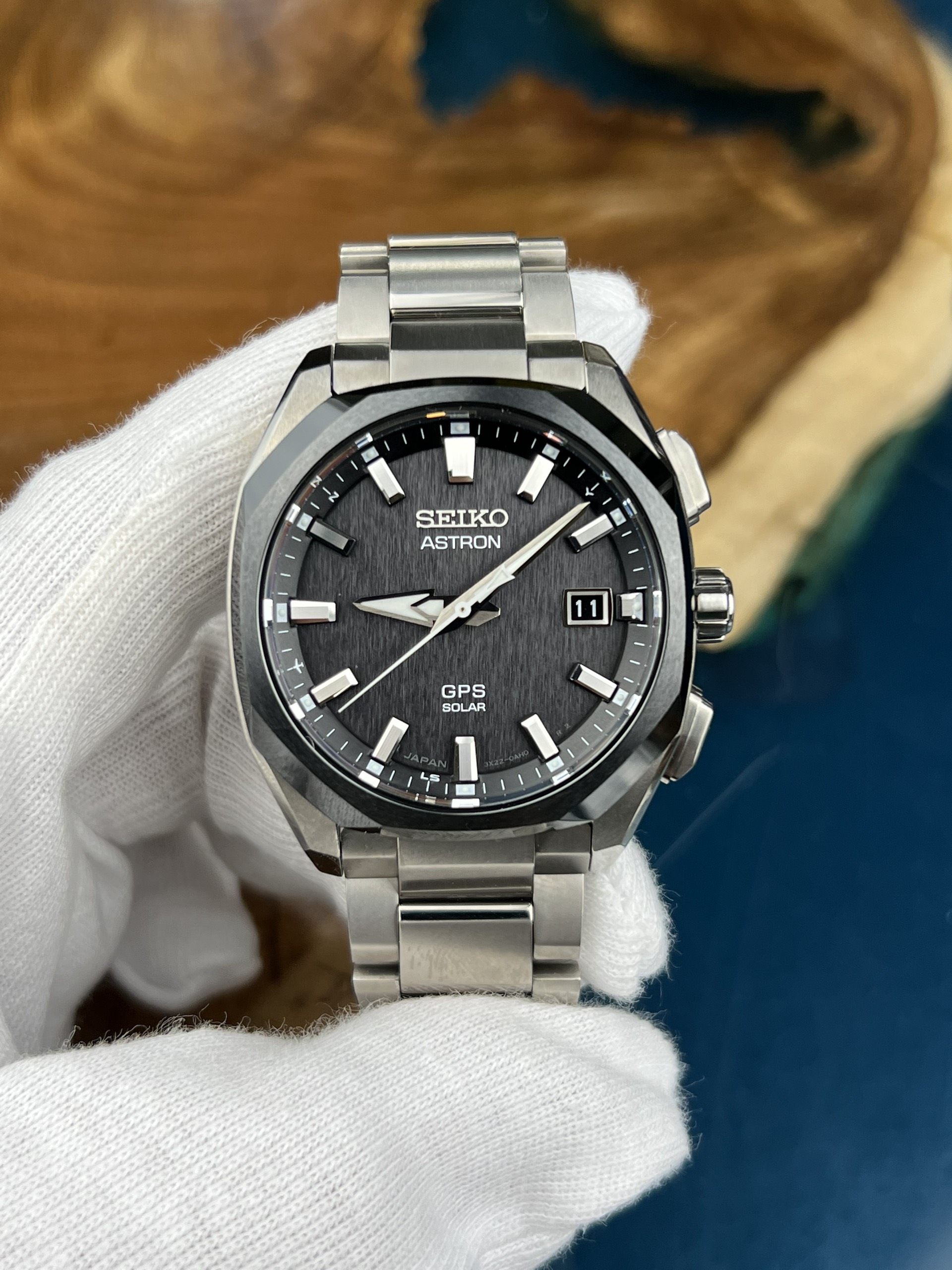 11-6ac4850a-41c5-4706-be7a-f2682a7417a6