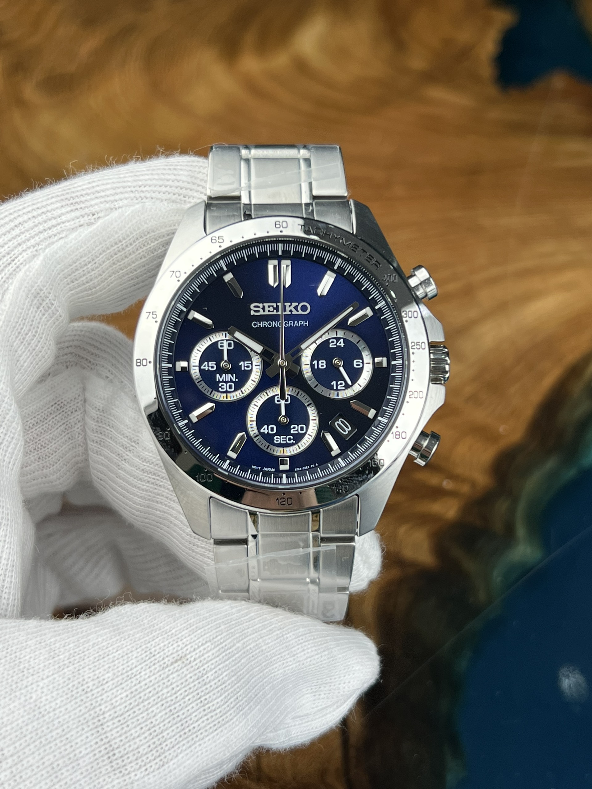 11-7a120e5a-b732-4cde-9166-80125fec5002