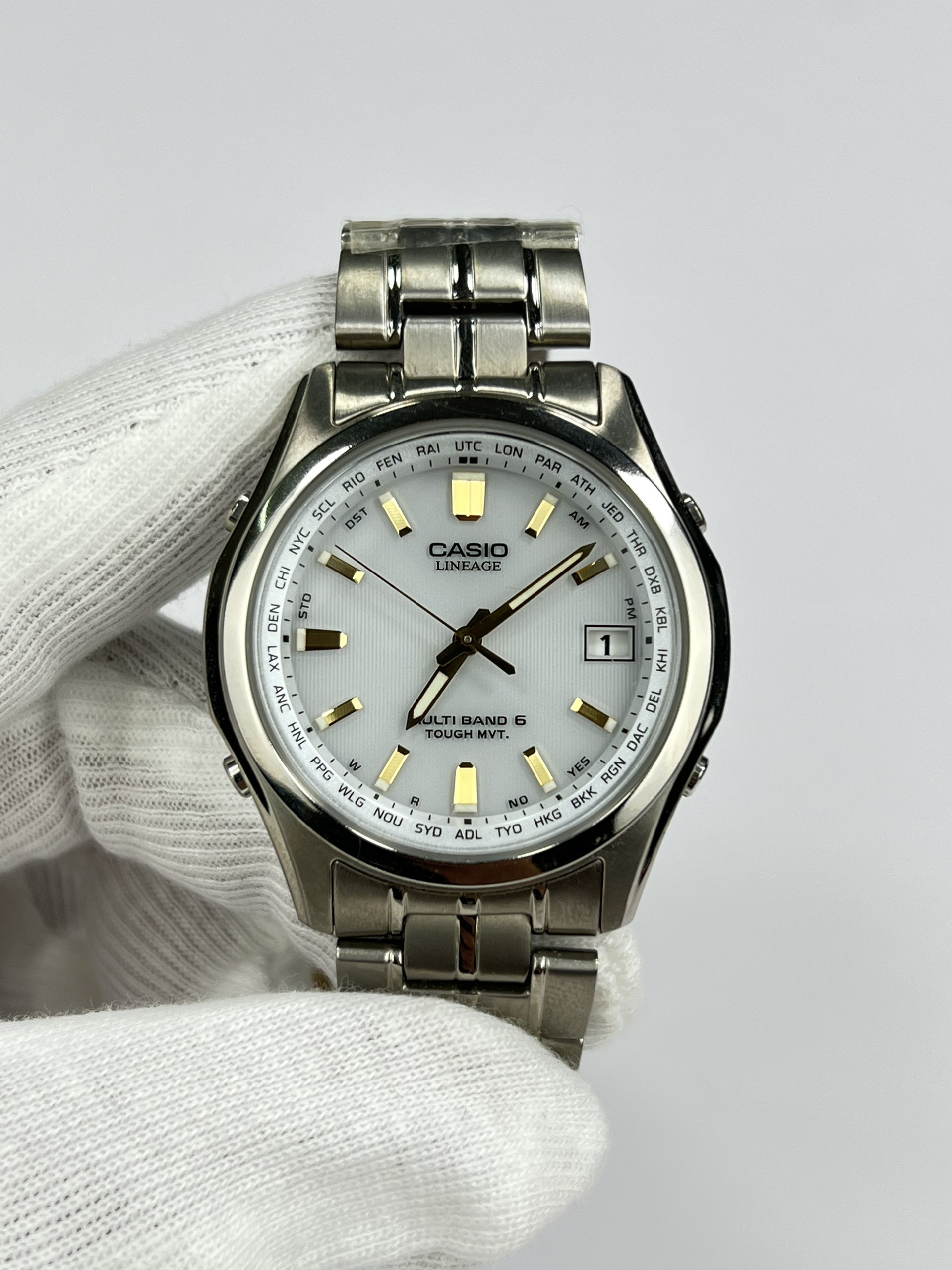 11-9ac25aa0-7dd4-48f9-bb79-d96b187f2d79