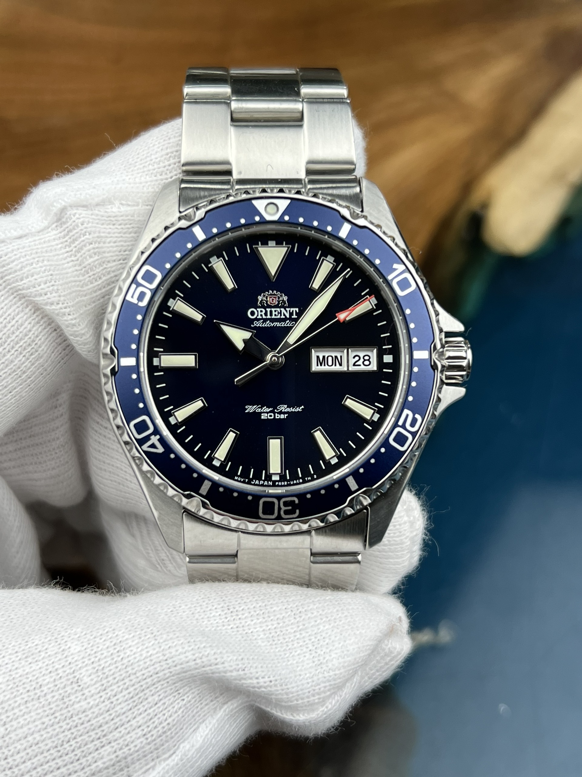 11-c8da8e3f-d09e-4143-8814-e75d146374bf-20f0b532-b170-46f6-9df5-7bdd6e55dbcd